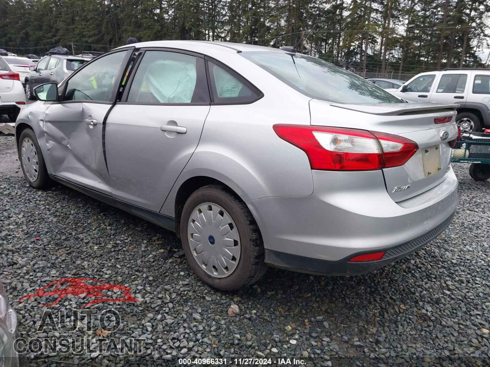 FORD FOCUS 2013 - 1FADP3F24DL227368