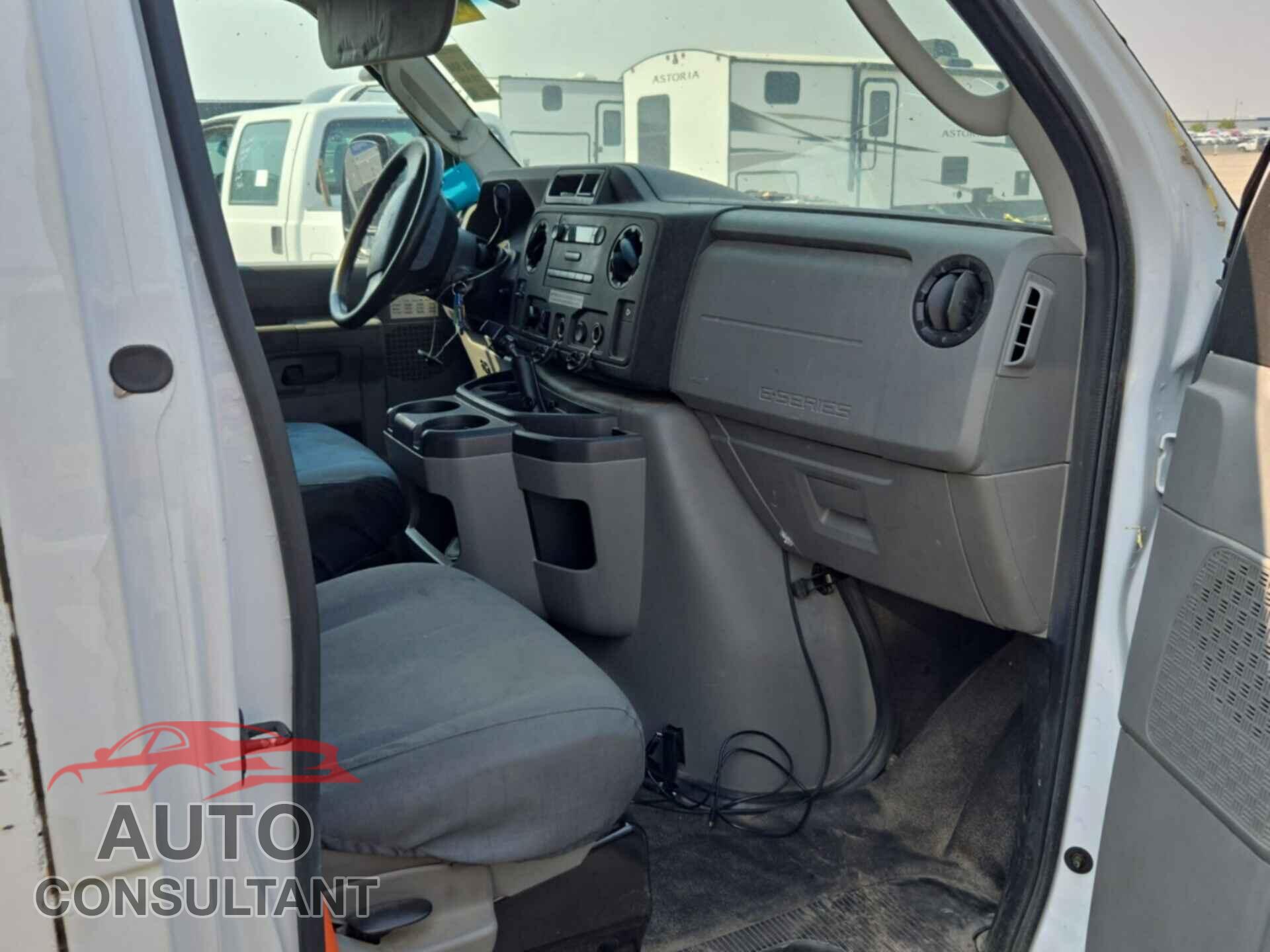 FORD ECONOLINE 2017 - 1FDXE4FS9HDC69078