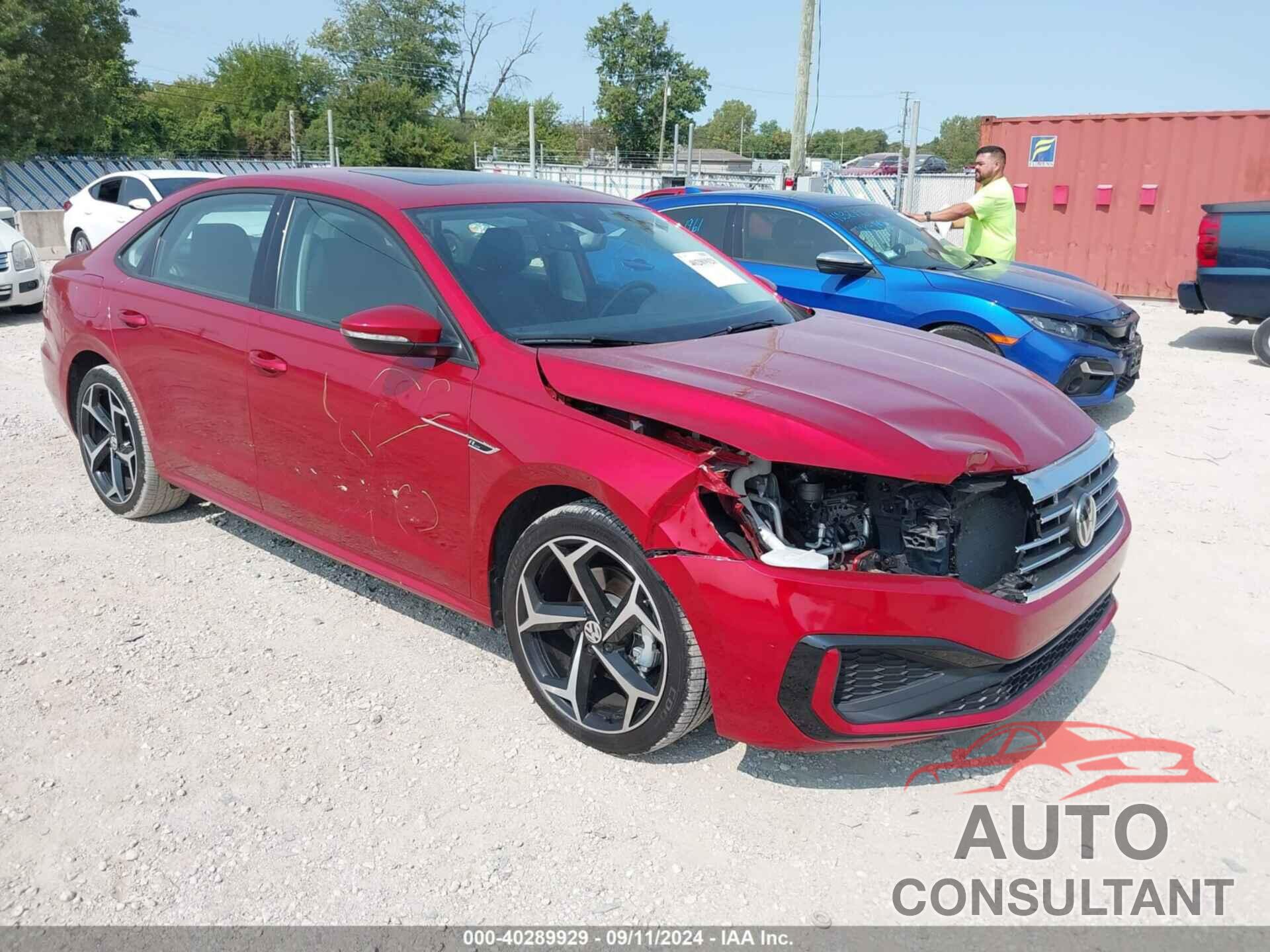 VOLKSWAGEN PASSAT 2020 - 1VWMA7A30LC018269