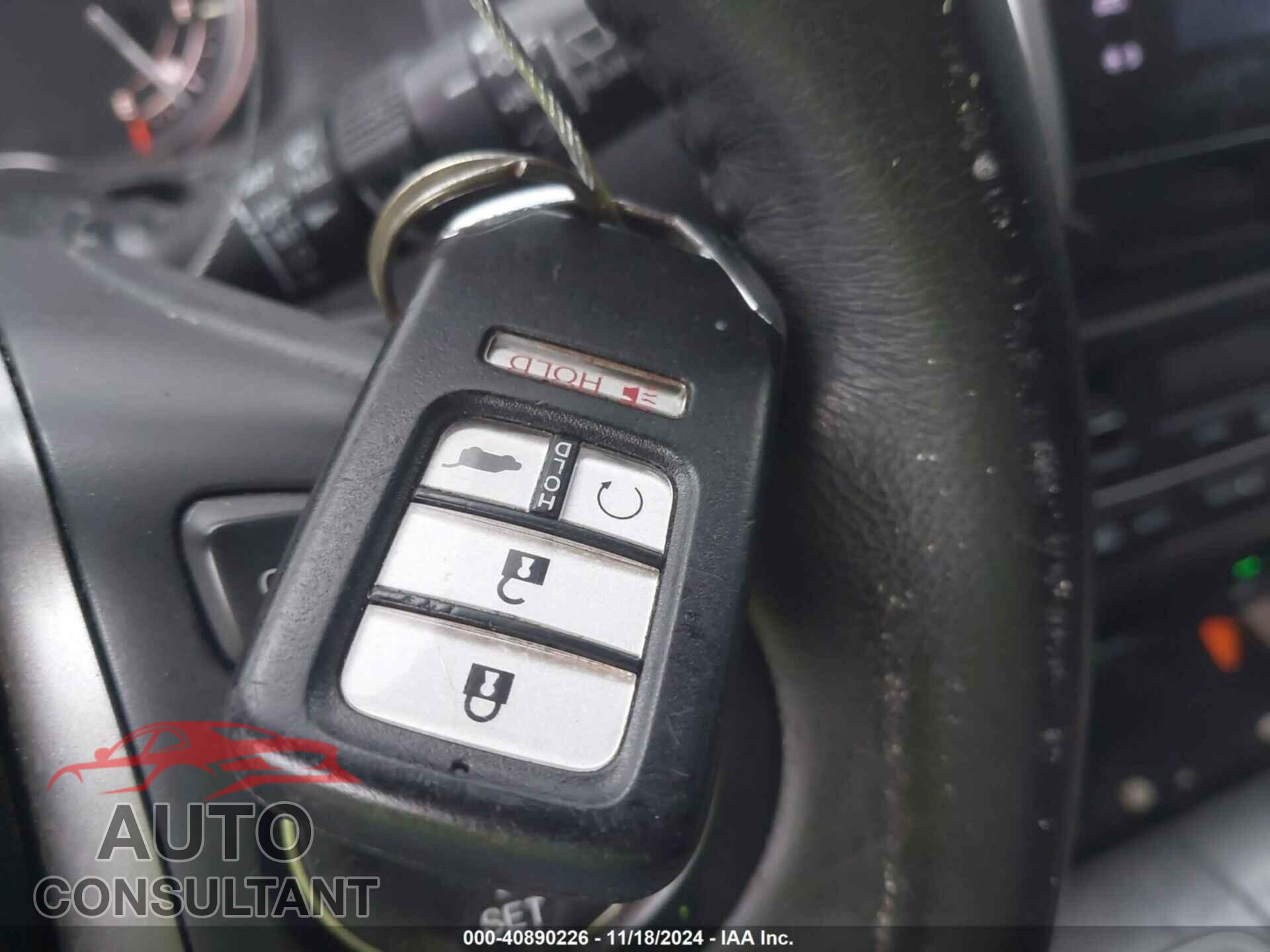 HONDA PILOT 2017 - 5FNYF5H80HB034655