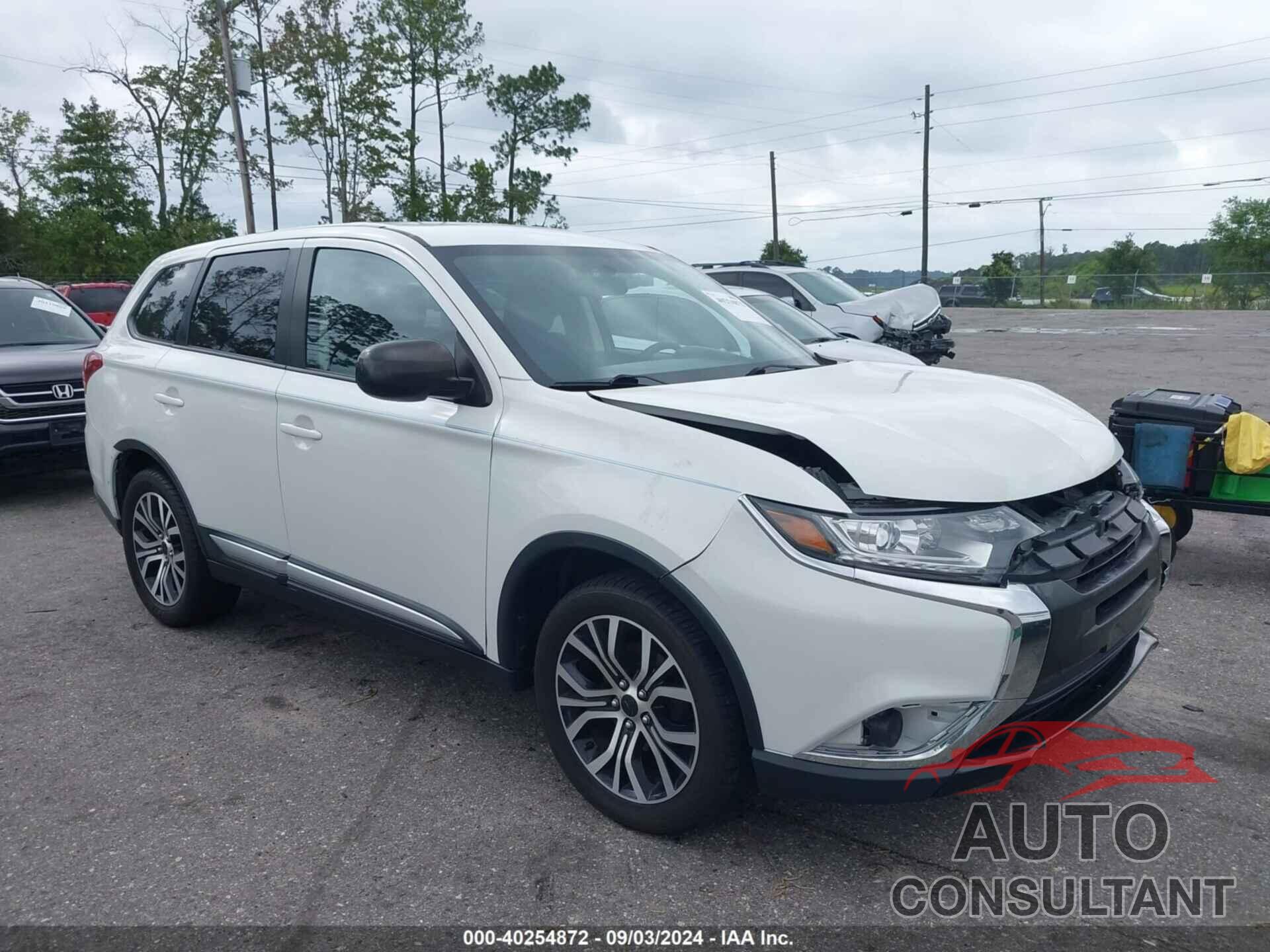 MITSUBISHI OUTLANDER 2018 - JA4AD2A38JZ068678