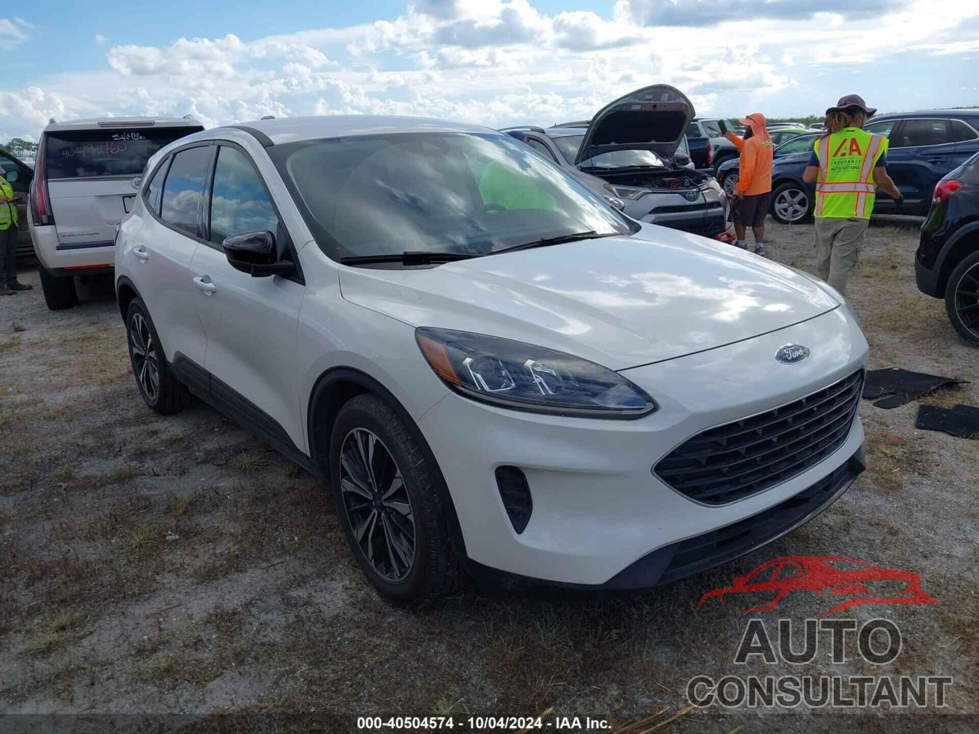 FORD ESCAPE 2021 - 1FMCU0G60MUB26431
