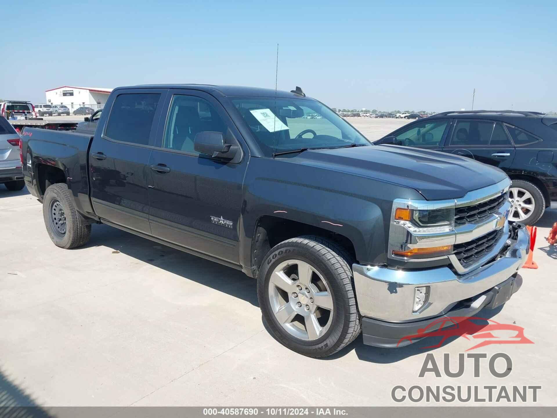 CHEVROLET SILVERADO 1500 2018 - 3GCUKREC4JG422997