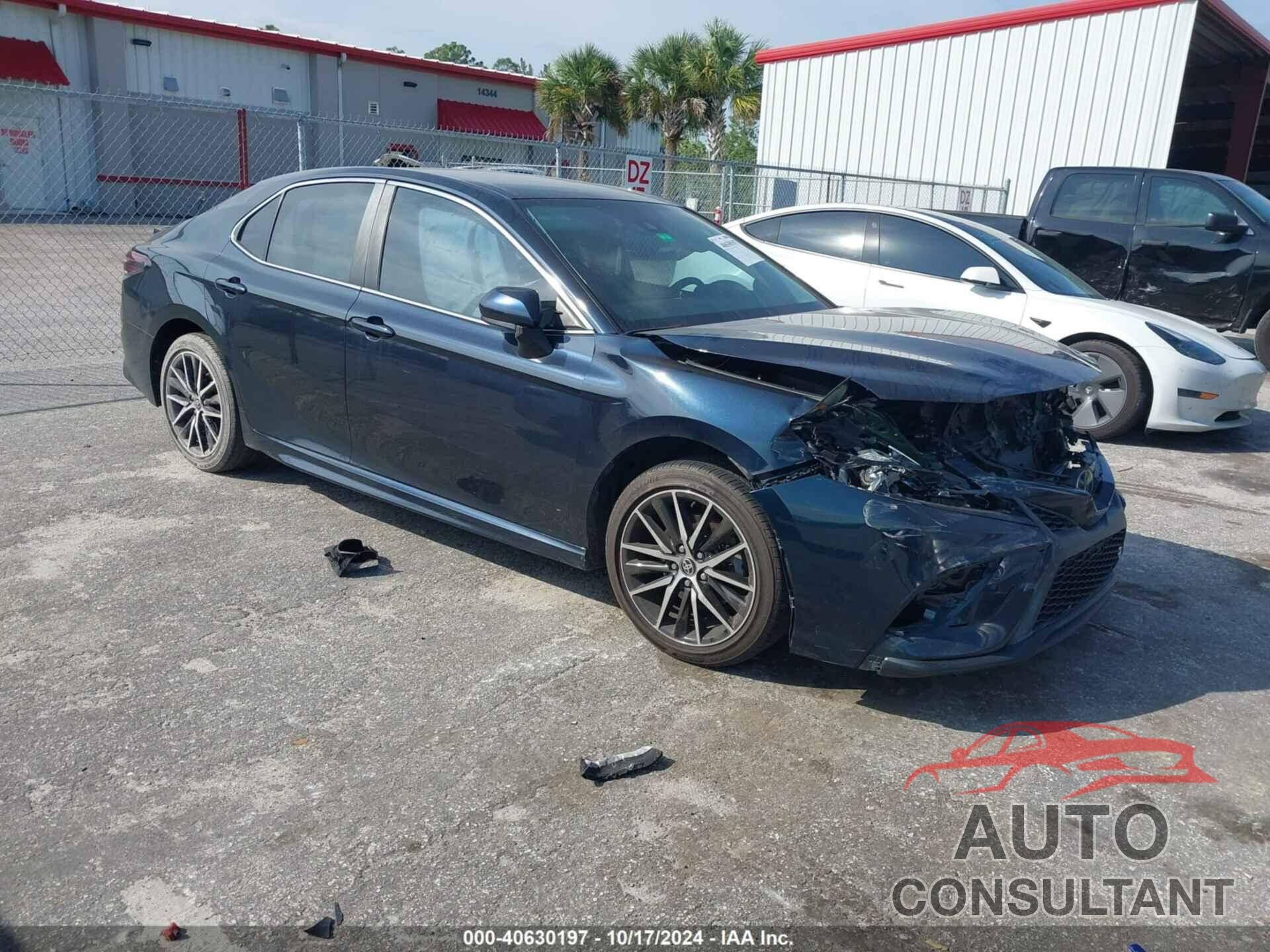 TOYOTA CAMRY 2021 - 4T1G11AK5MU446205