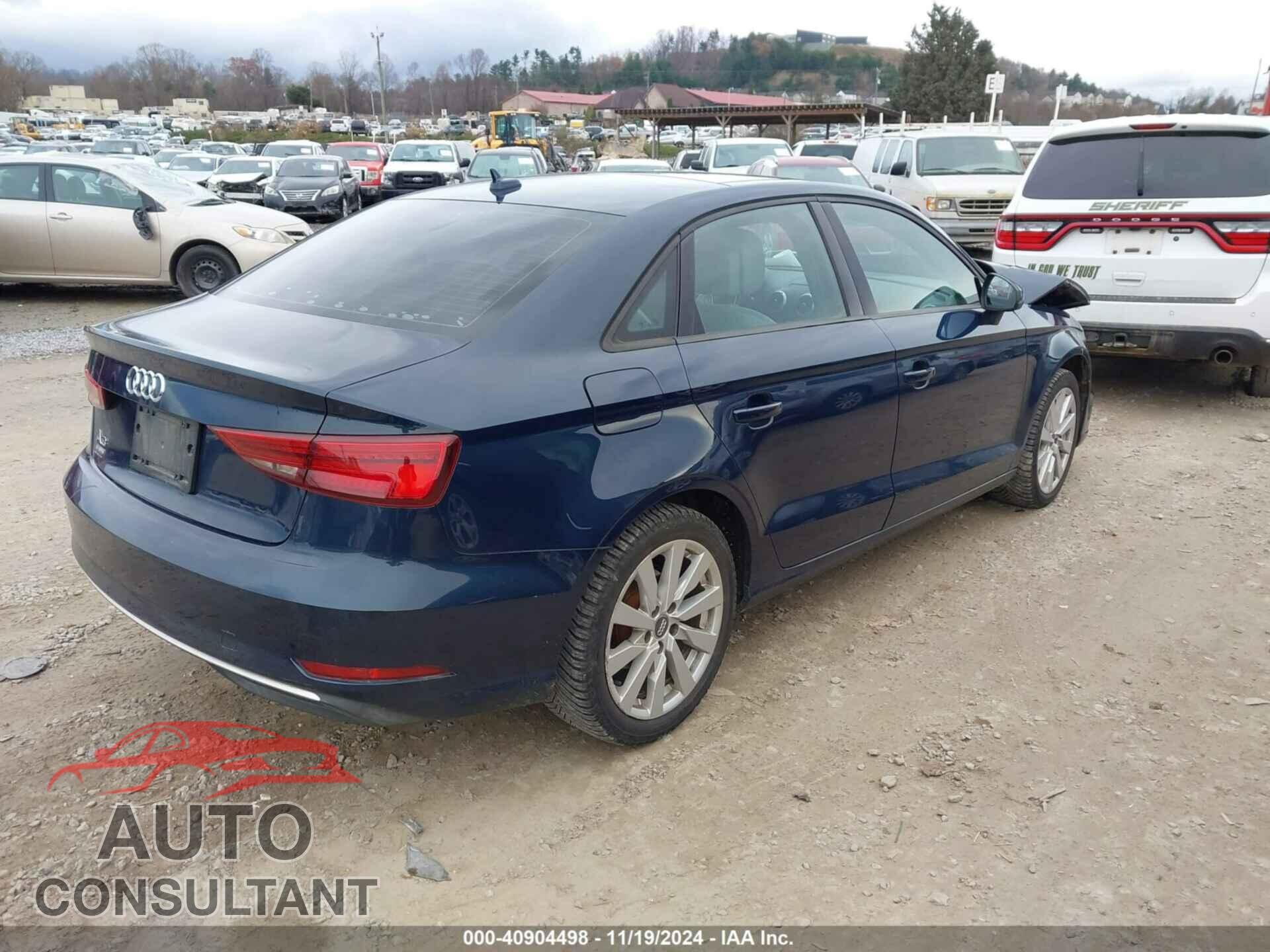 AUDI A3 2017 - WAUAUGFF2H1036112