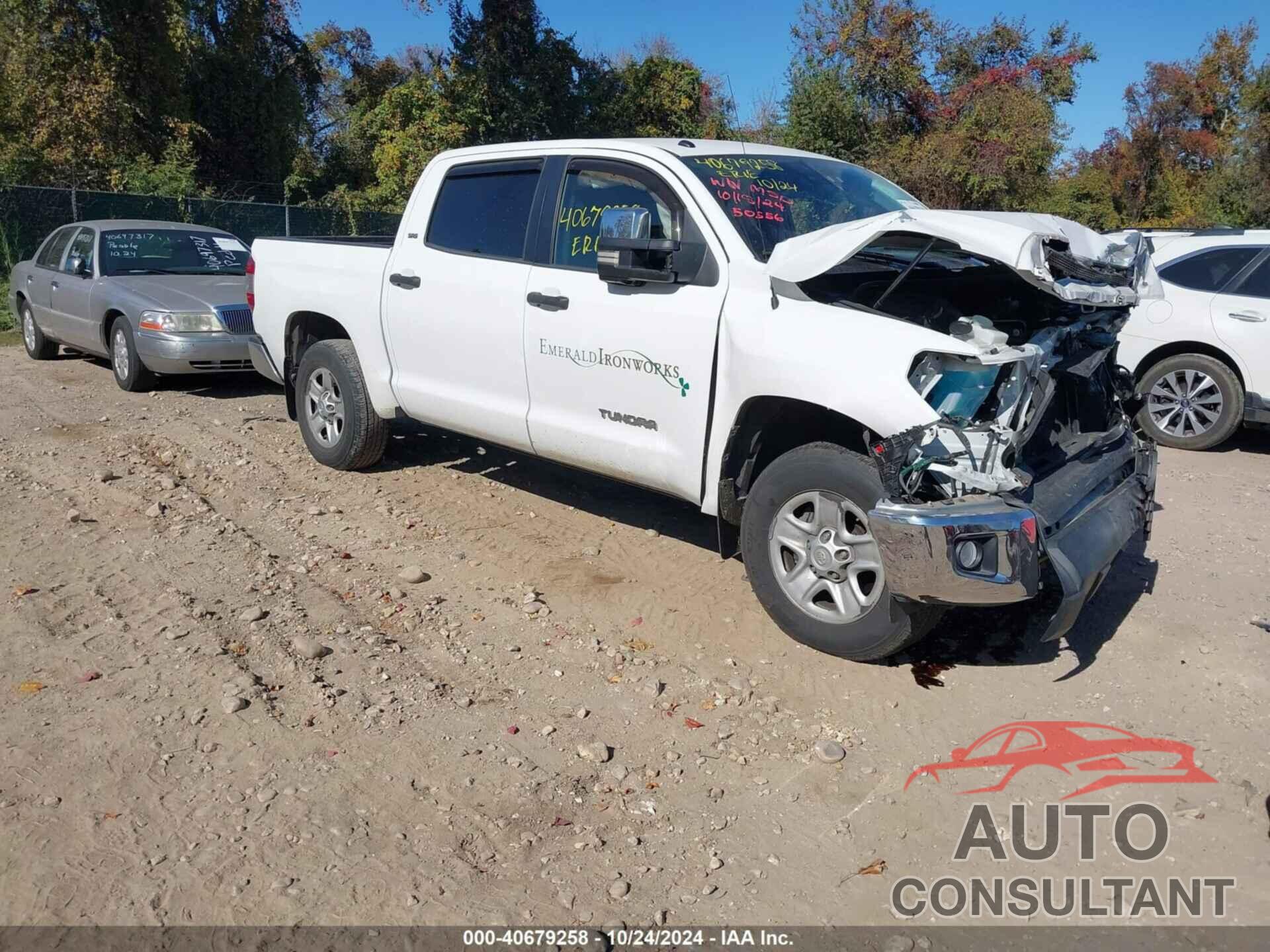TOYOTA TUNDRA 2018 - 5TFDM5F15JX077152