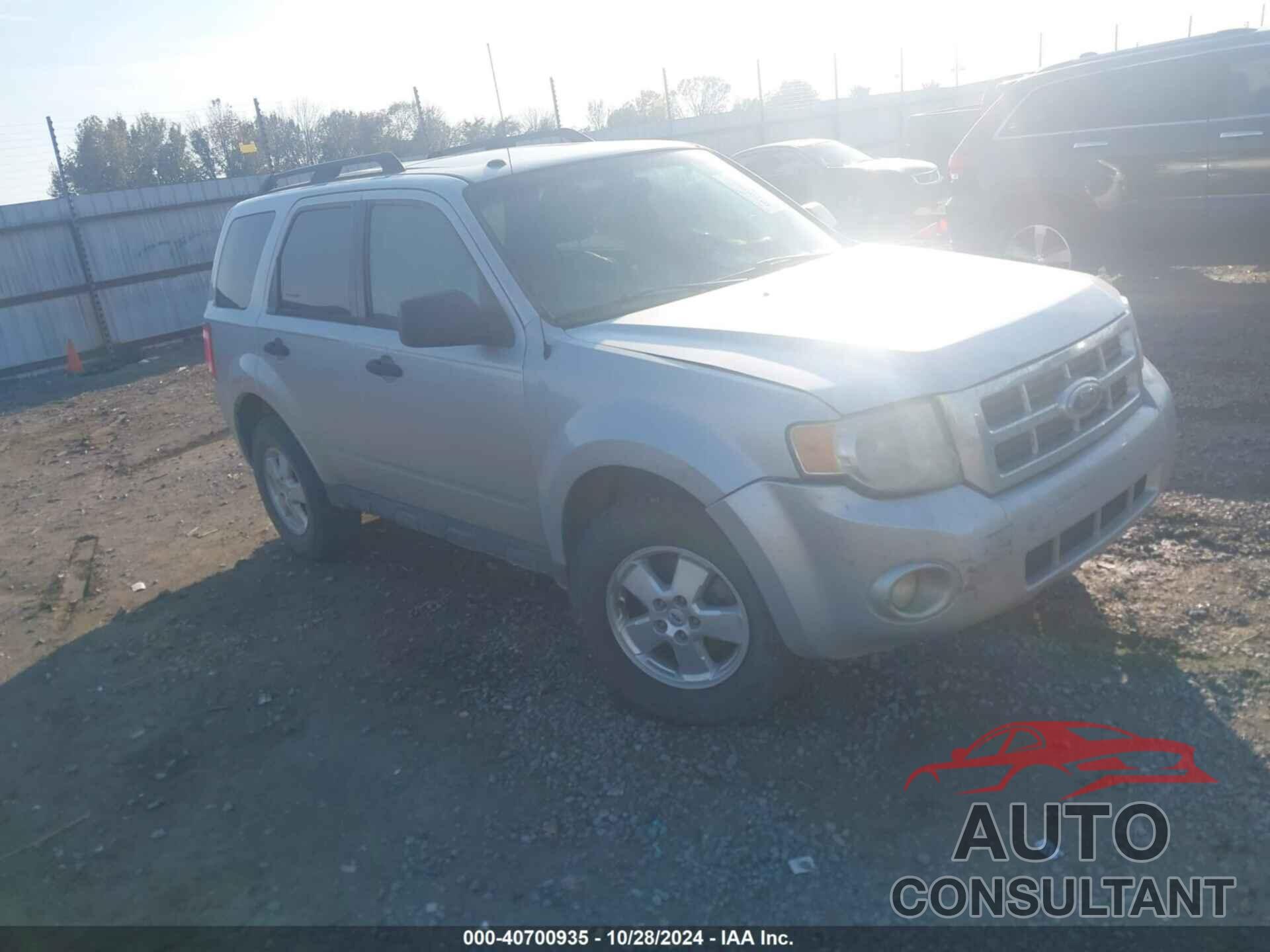 FORD ESCAPE 2011 - 1FMCU0D78BKB33763