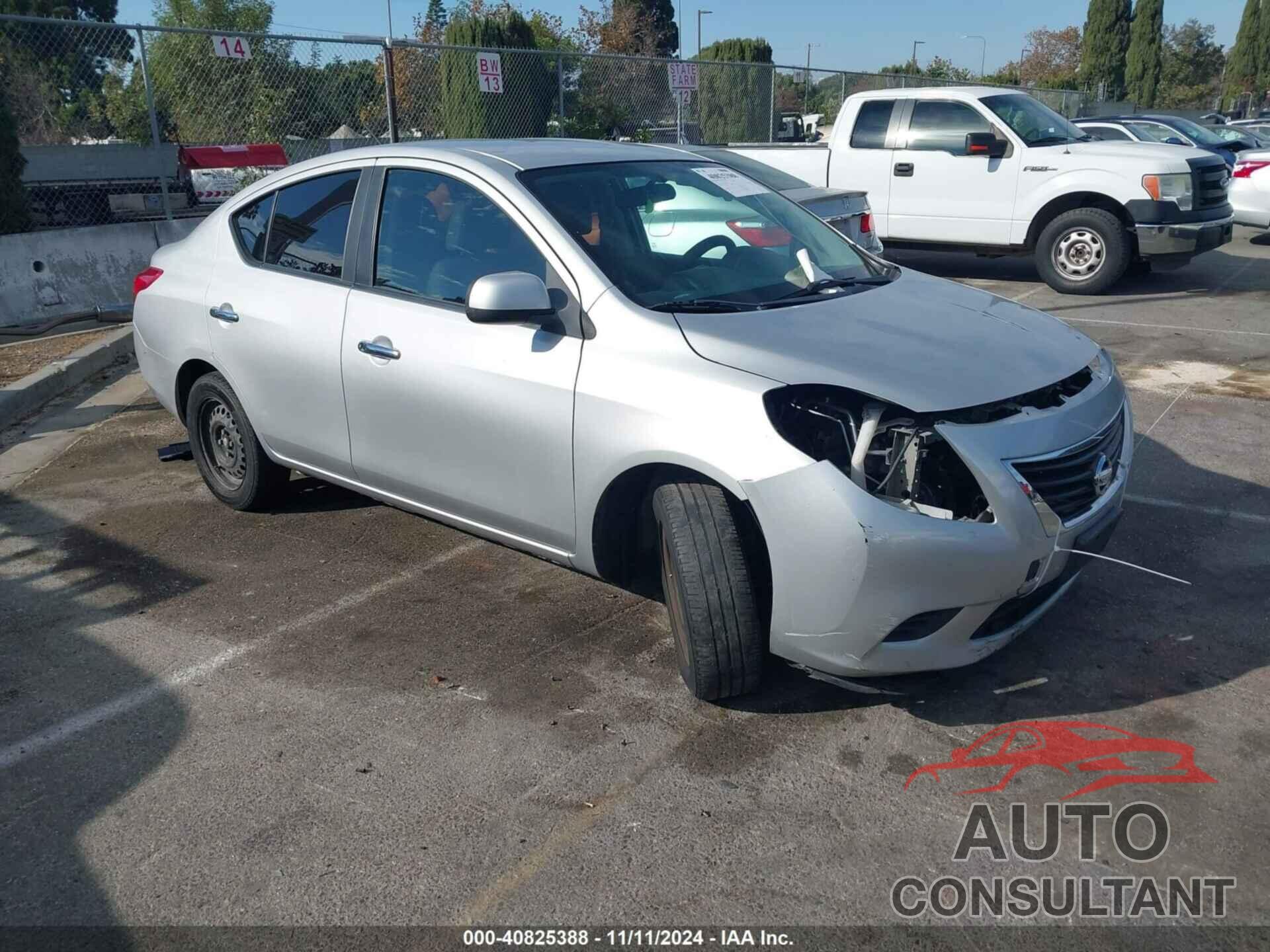 NISSAN VERSA 2012 - 3N1CN7AP8CL825295