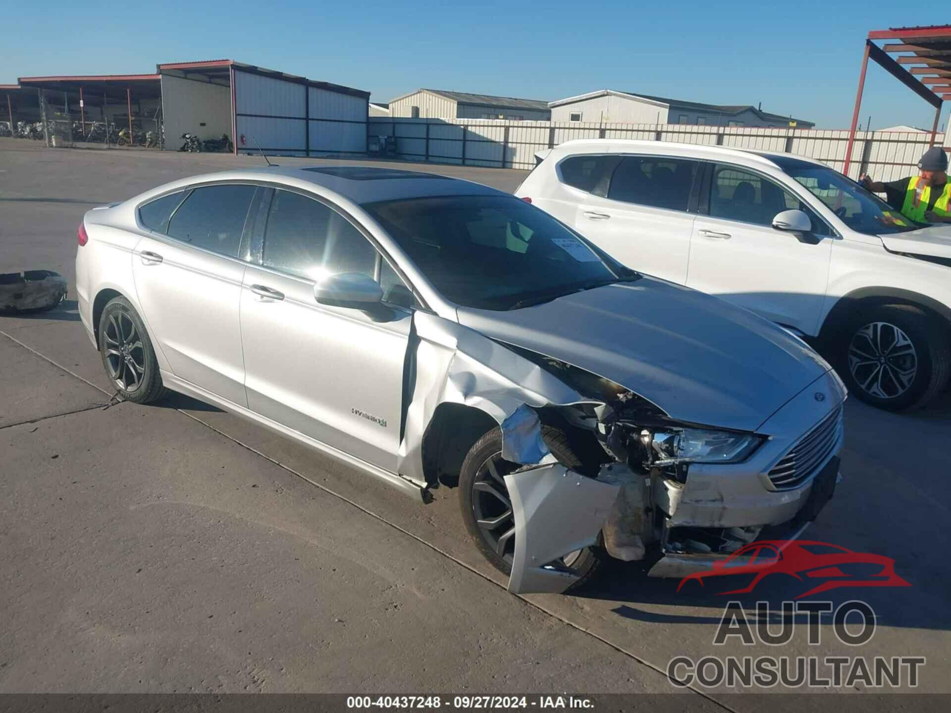 FORD FUSION 2018 - 3FA6P0LU8JR169422