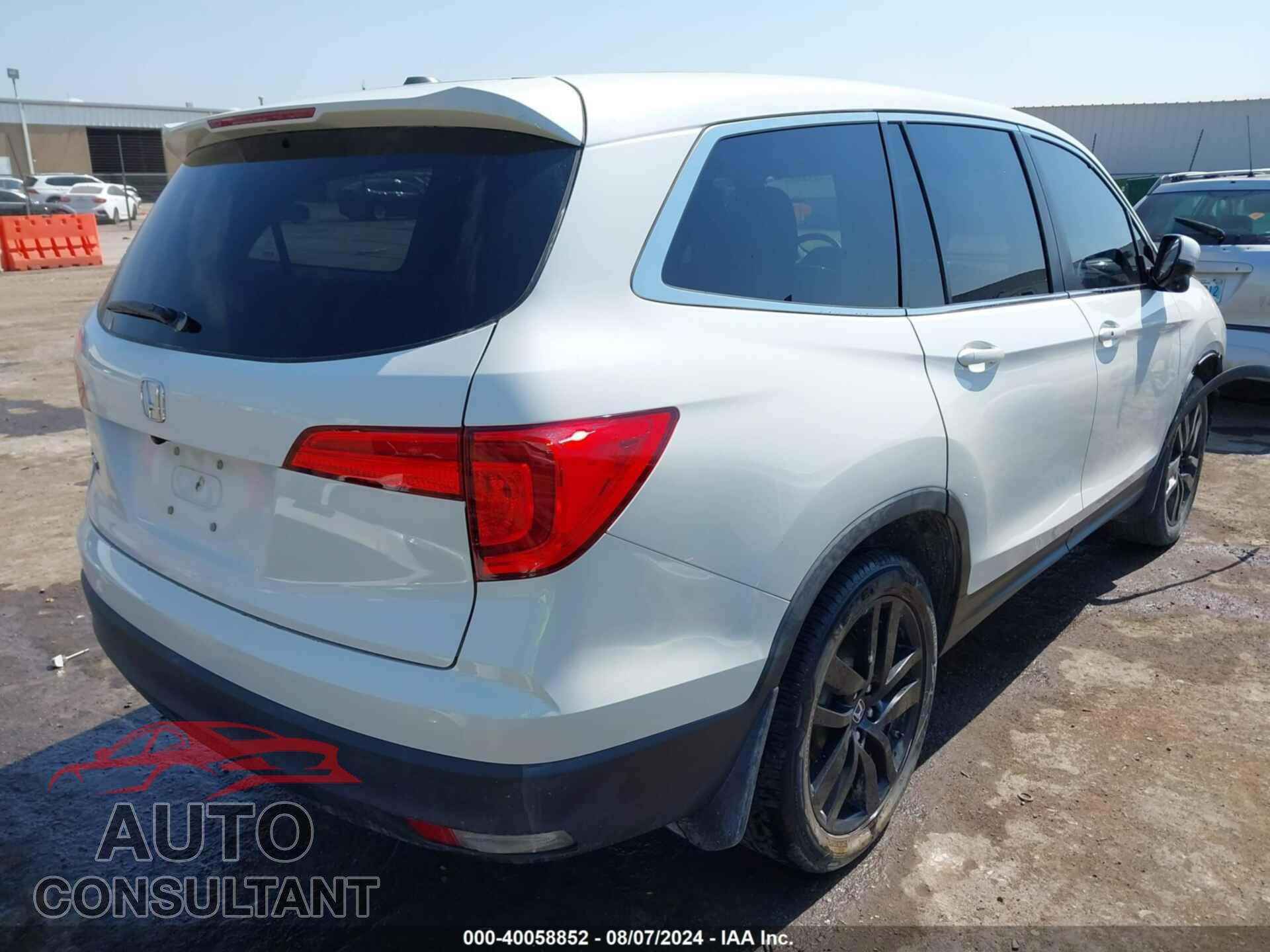 HONDA PILOT 2017 - 5FNYF5H30HB021036