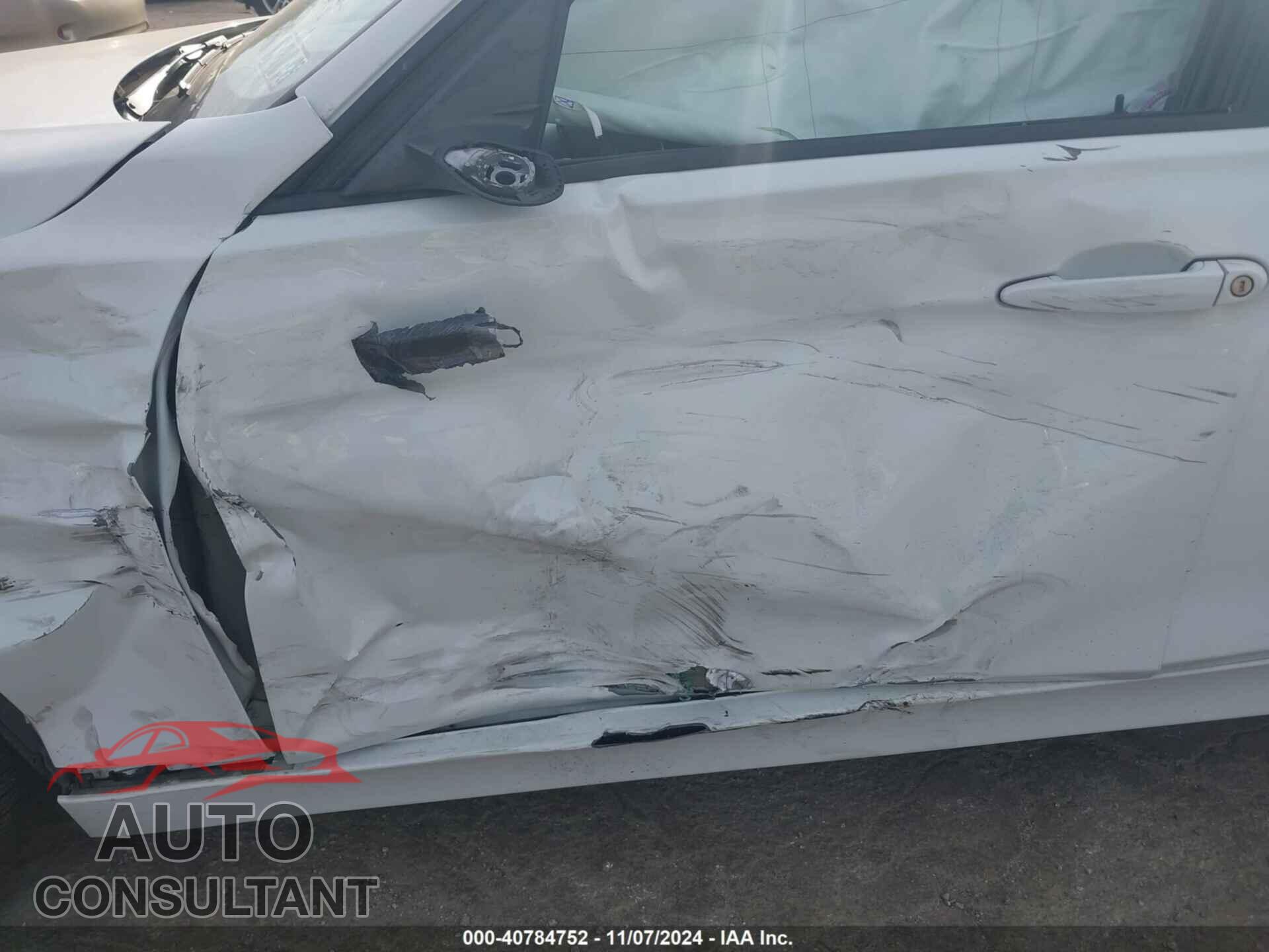 BMW 320I 2016 - WBA8E5G57GNU21534