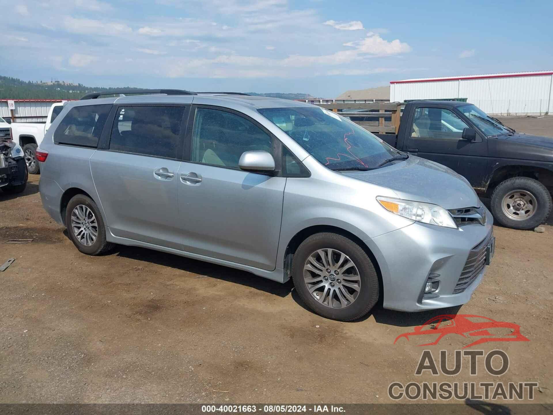 TOYOTA SIENNA 2019 - 5TDYZ3DC2KS009281