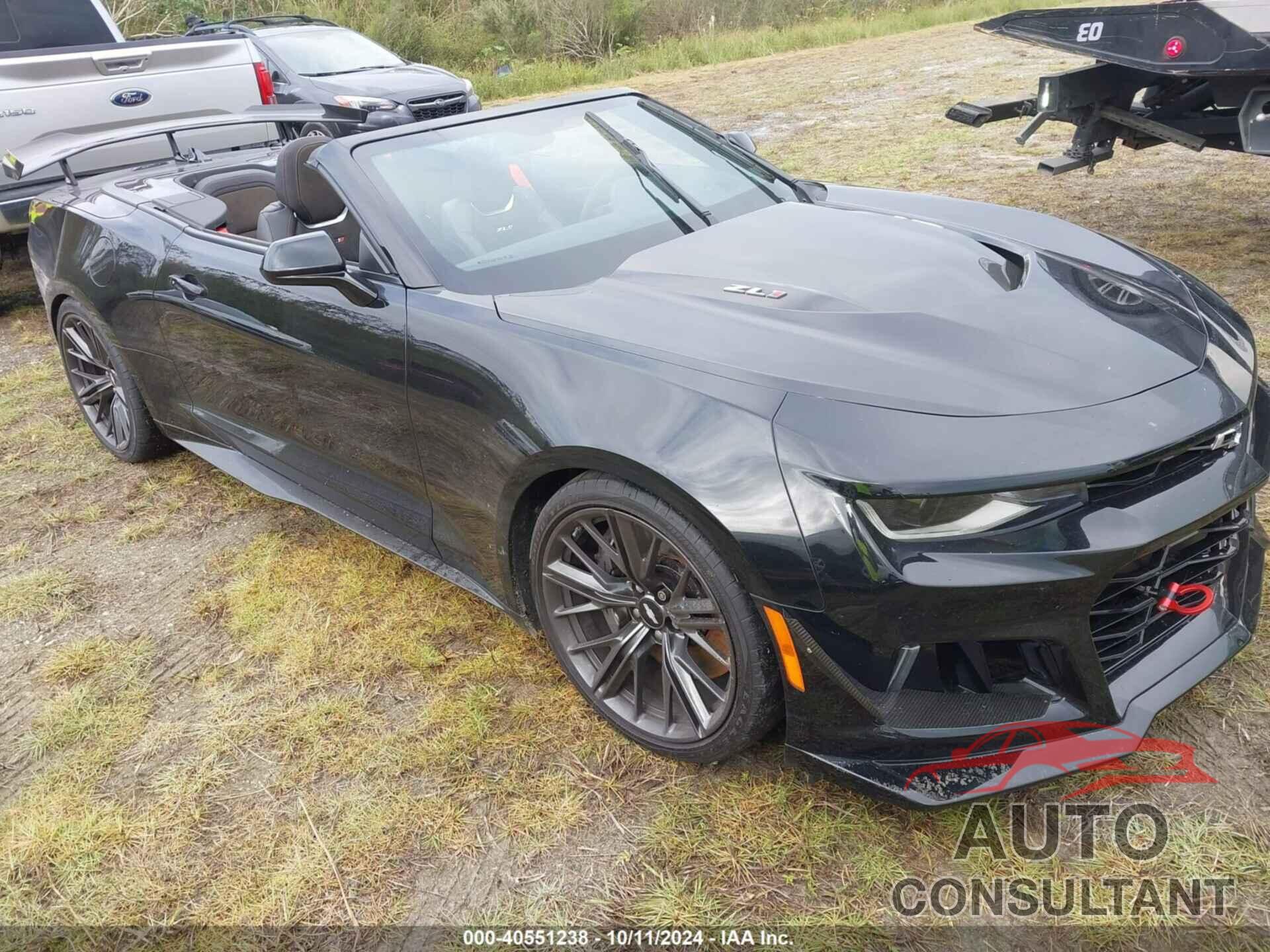 CHEVROLET CAMARO 2018 - 1G1FK3D61J0144428