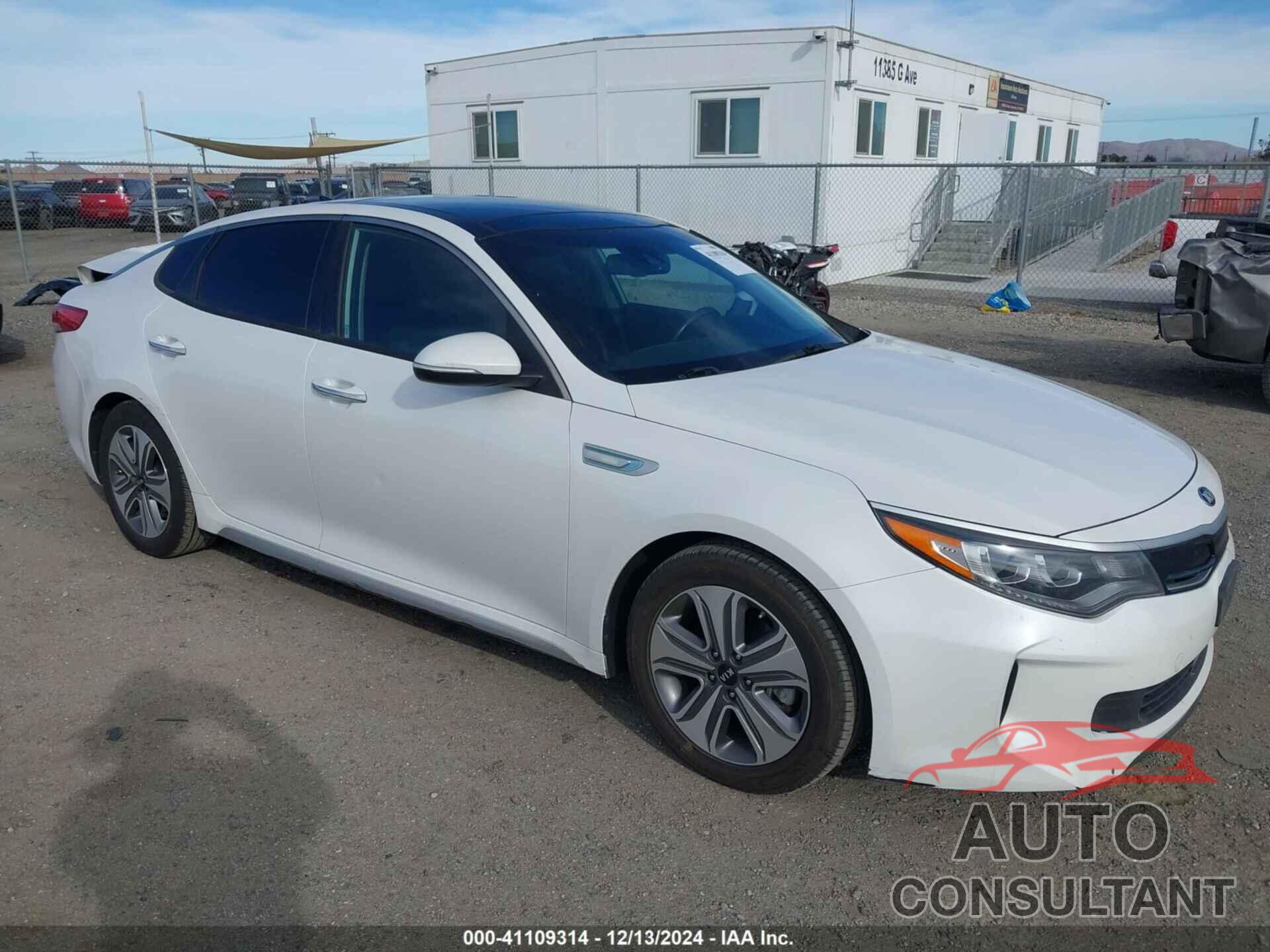 KIA OPTIMA HYBRID 2017 - KNAGU4LE1H5011053