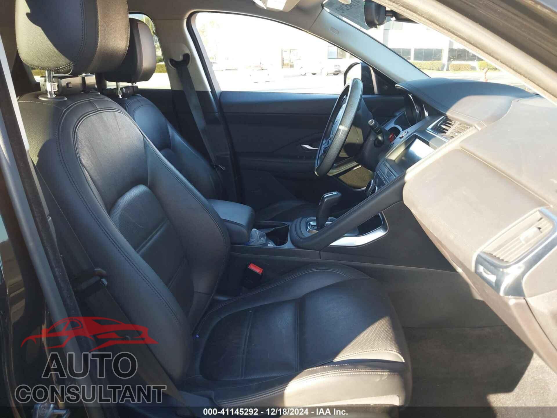JAGUAR E-PACE 2018 - SADFP2FX7J1Z32637