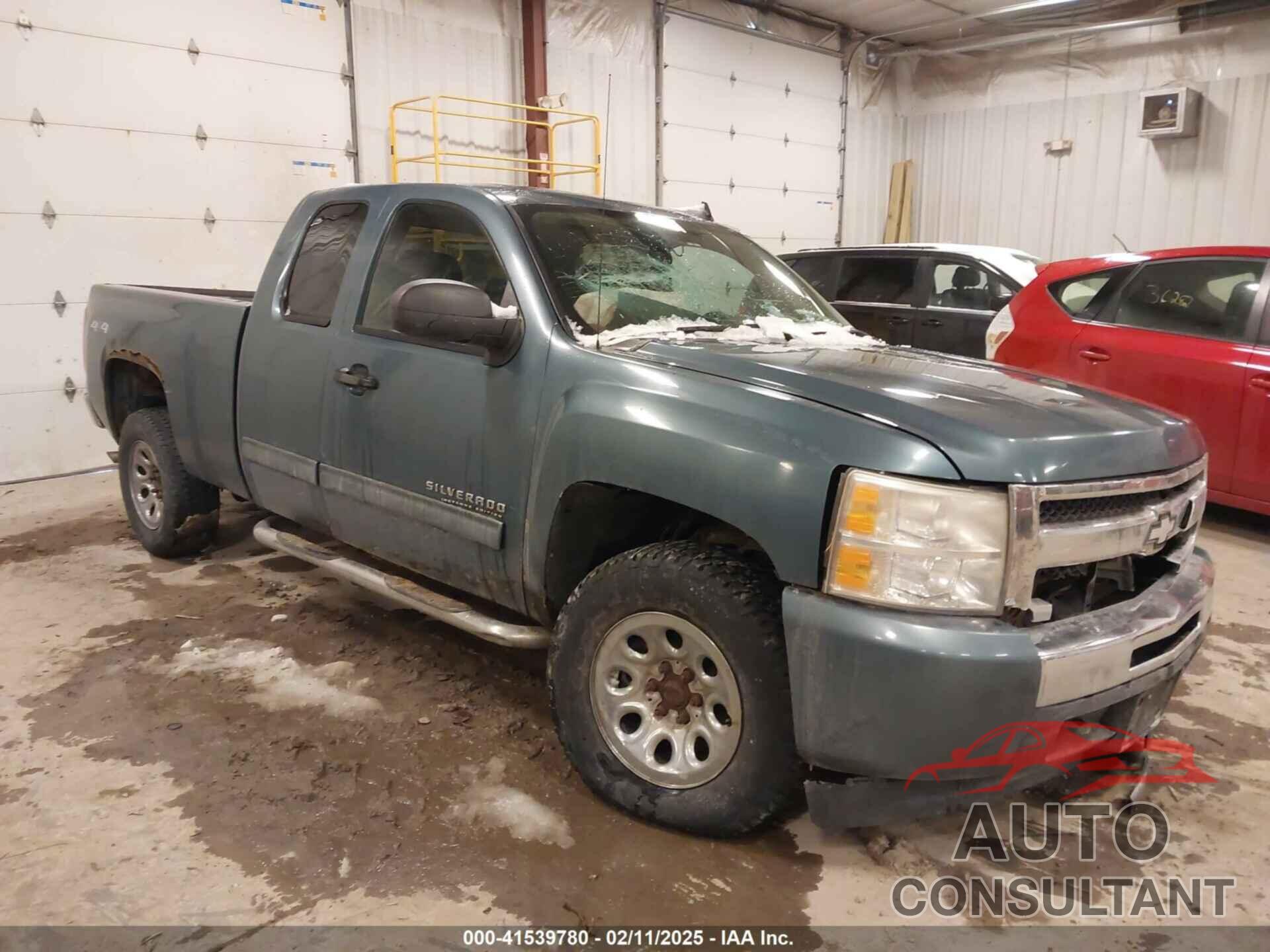 CHEVROLET SILVERADO 1500 2011 - 1GCRKREA9BZ164028