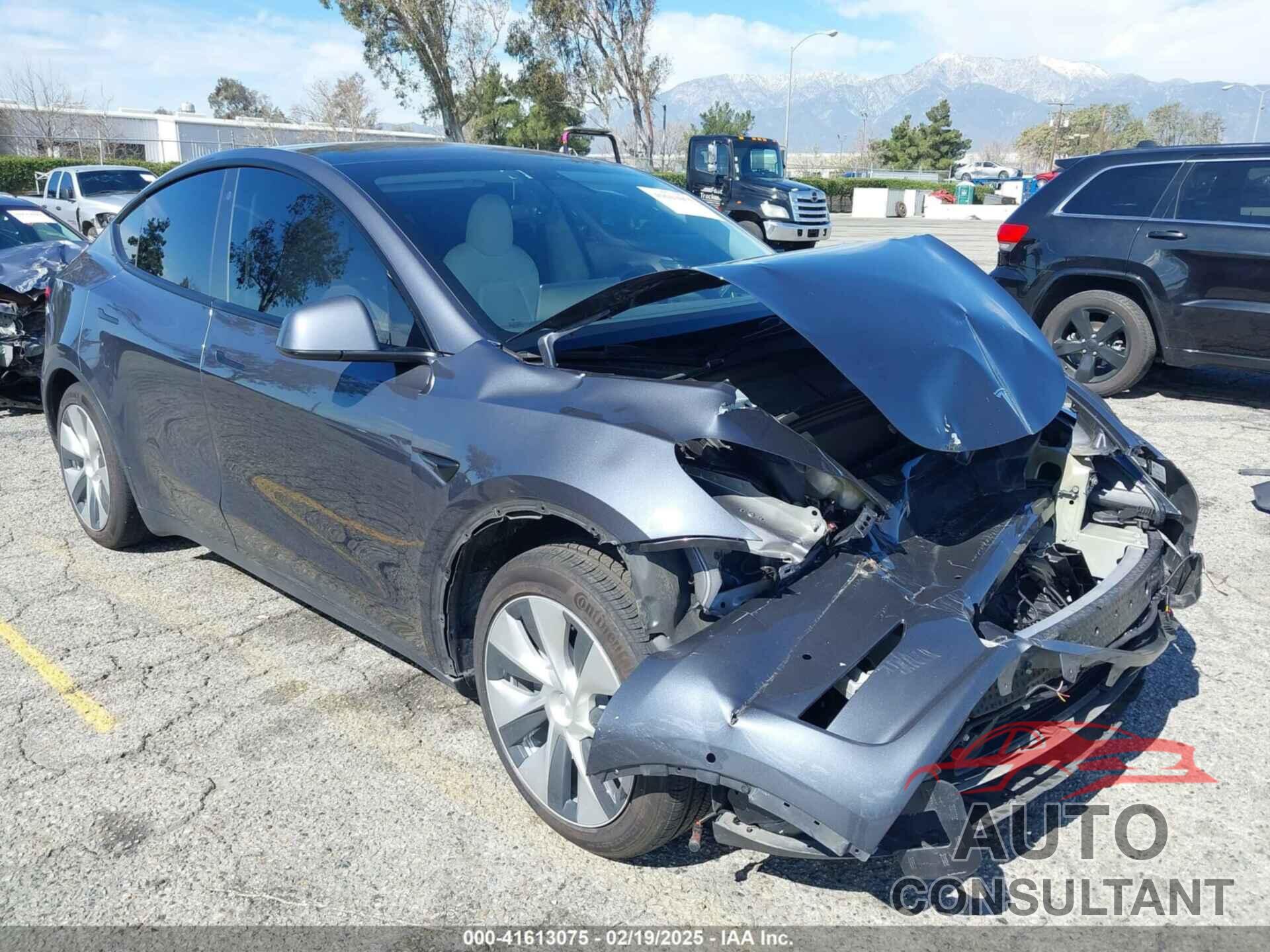 TESLA MODEL Y 2022 - 7SAYGAEEXNF381389