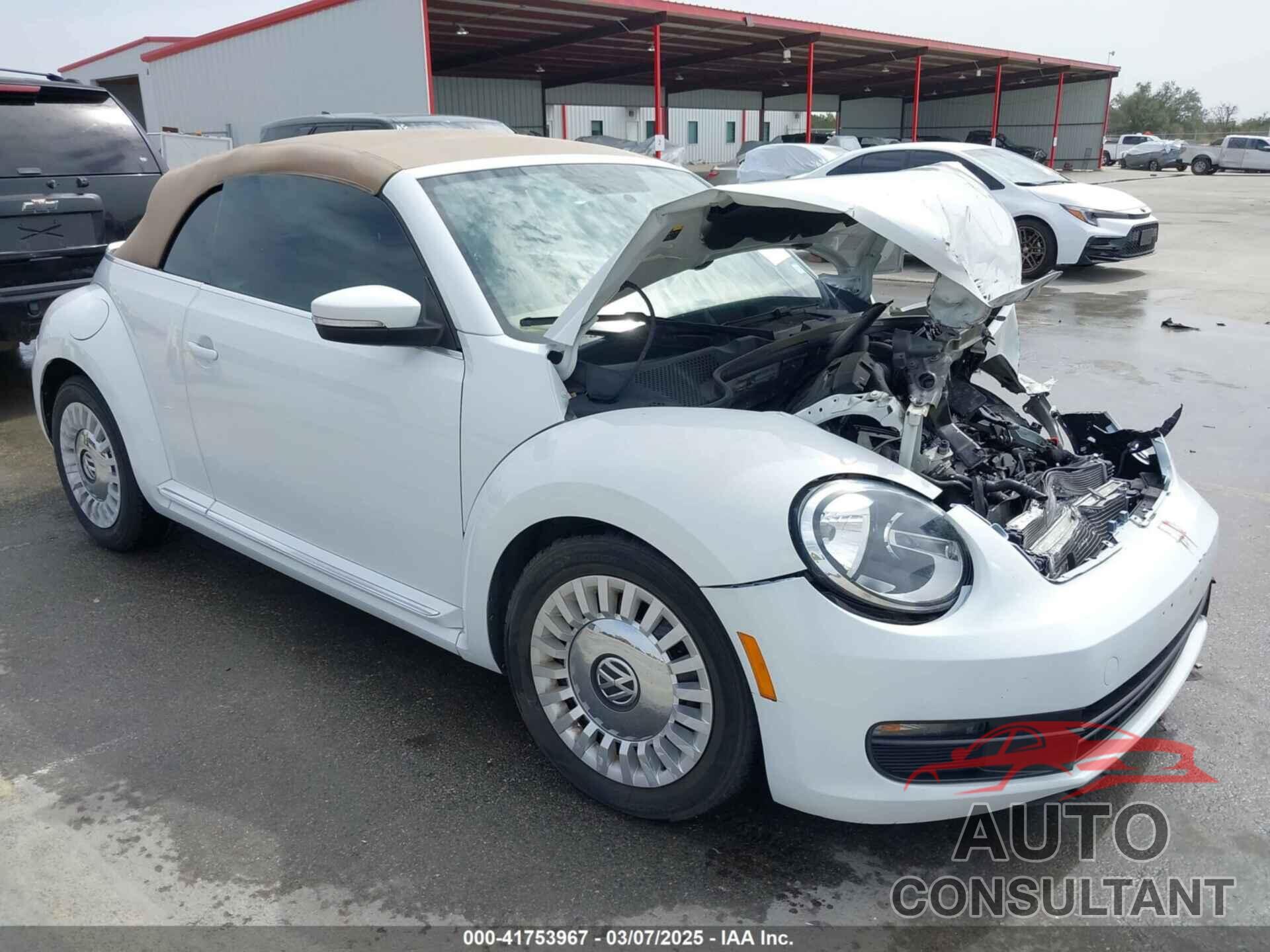 VOLKSWAGEN BEETLE 2015 - 3VW517AT4FM812294