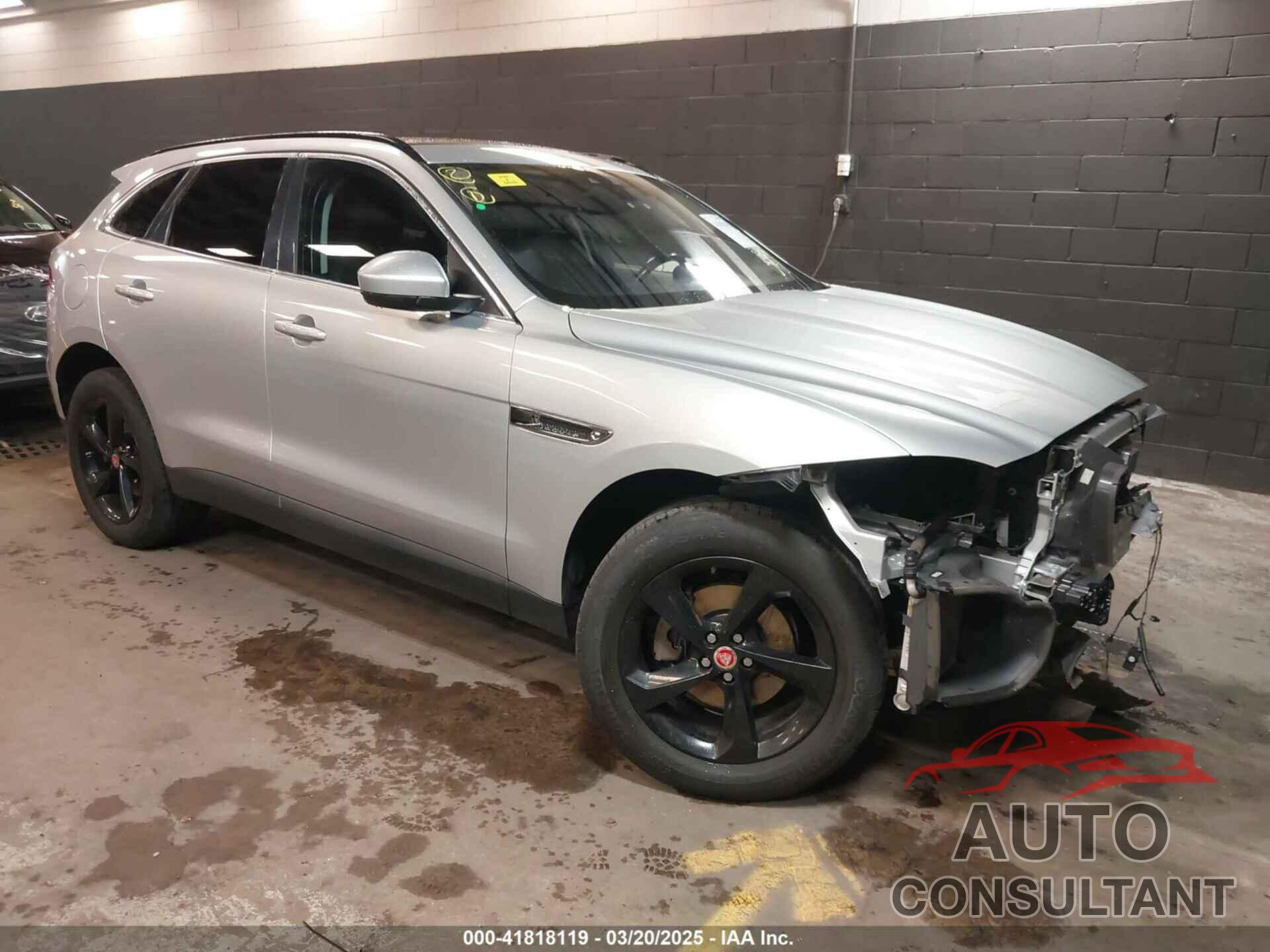 JAGUAR F-PACE 2019 - SADCJ2FX2KA610431
