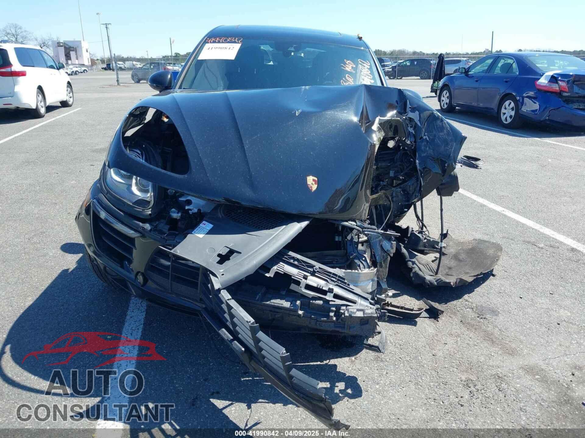 PORSCHE MACAN 2018 - WP1AA2A59JLB13452