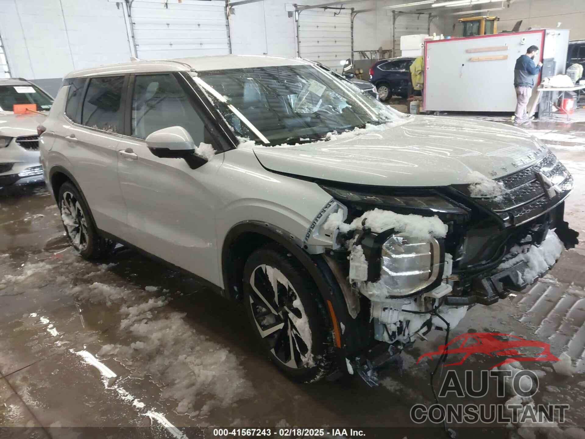 MITSUBISHI OUTLANDER 2022 - JA4J4UA80NZ025367