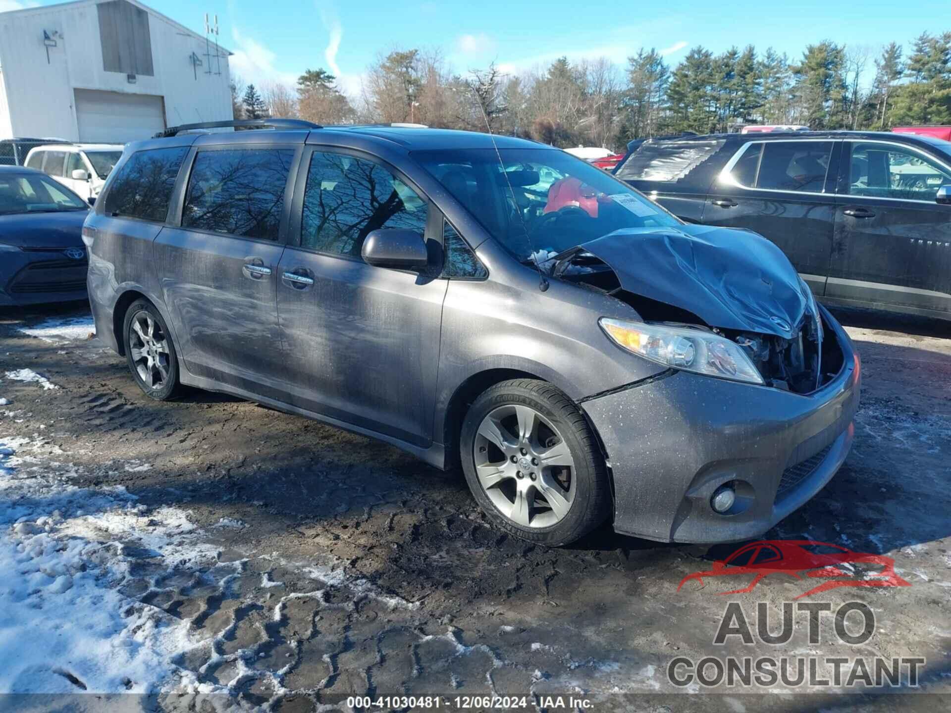 TOYOTA SIENNA 2013 - 5TDXK3DC2DS359528