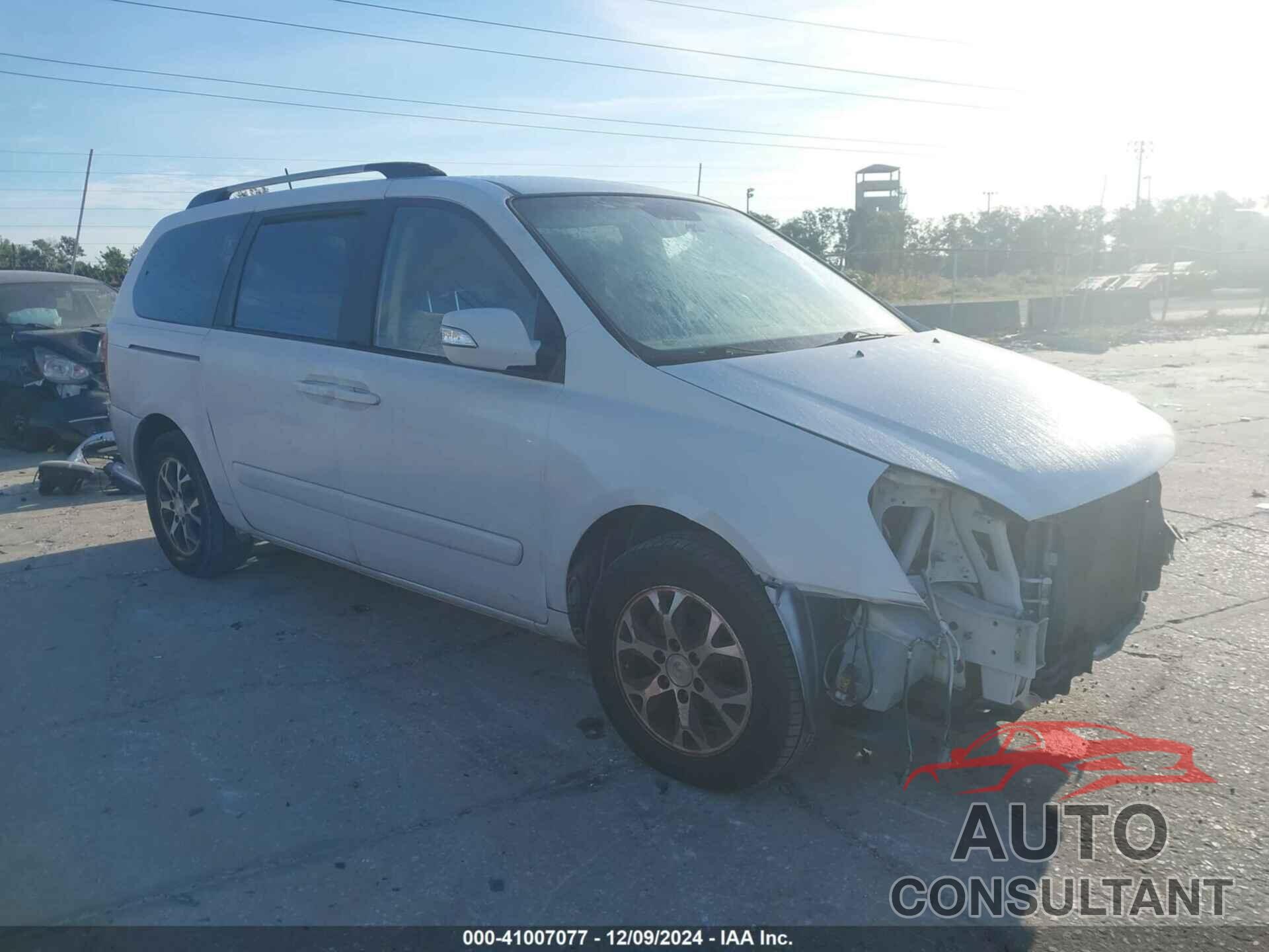 KIA SEDONA 2014 - KNDMG4C77E6554802