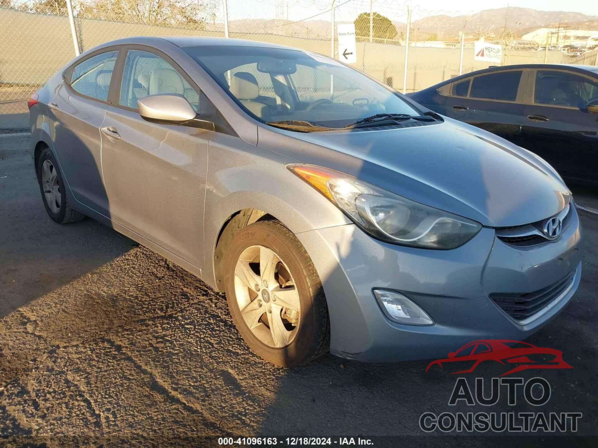 HYUNDAI ELANTRA 2013 - KMHDH4AE7DU899798