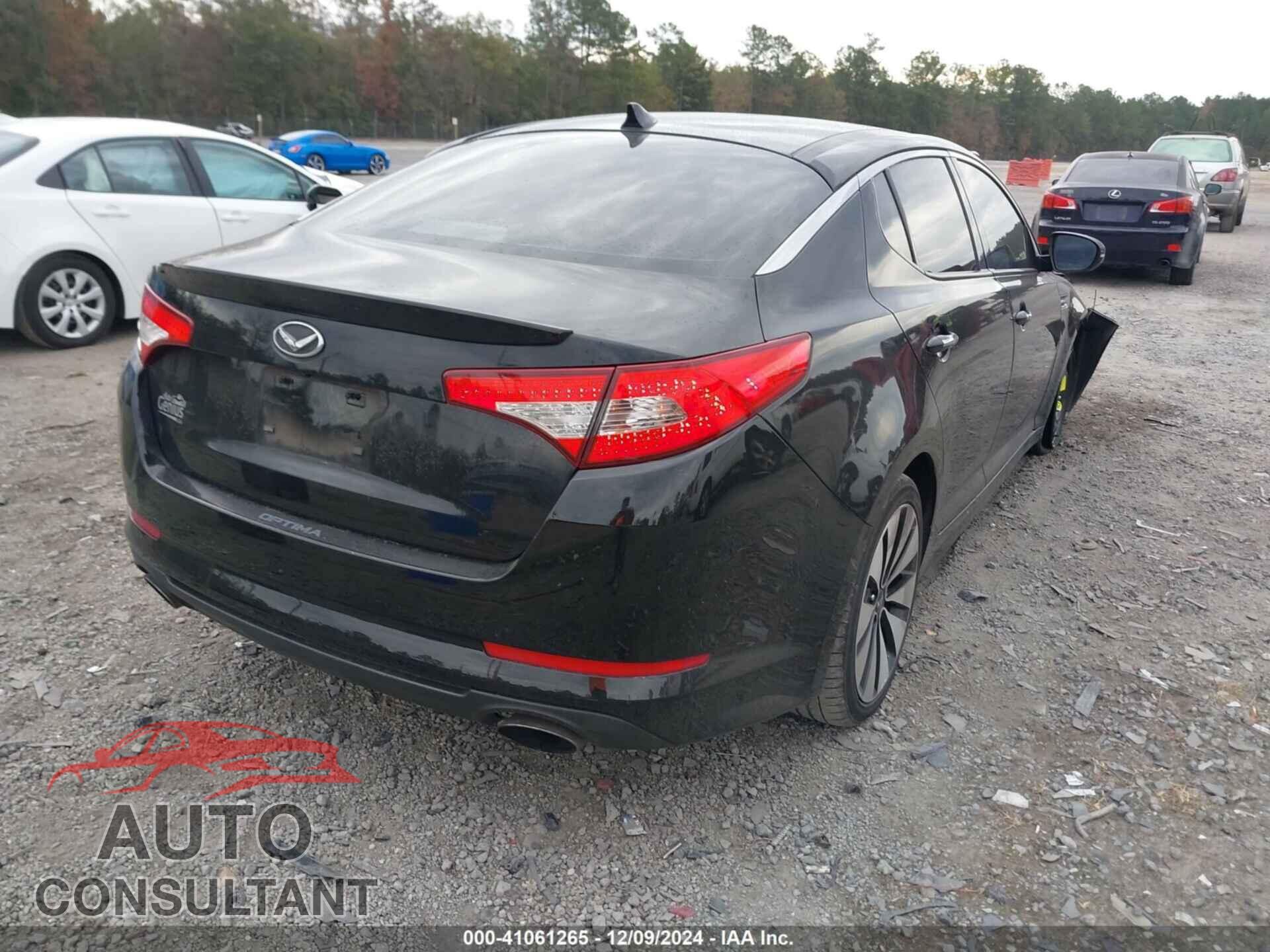 KIA OPTIMA 2011 - KNAGR4A69B5114810