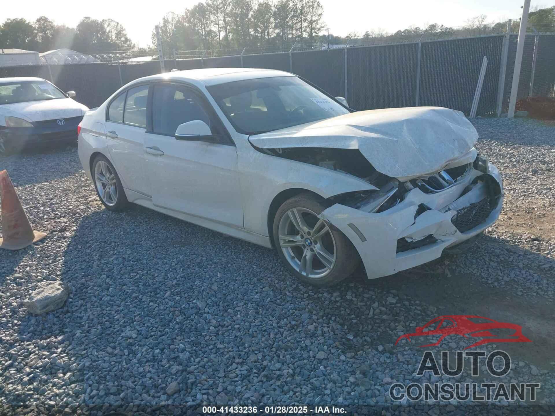 BMW 328I 2014 - WBA3A5G5XENP27730
