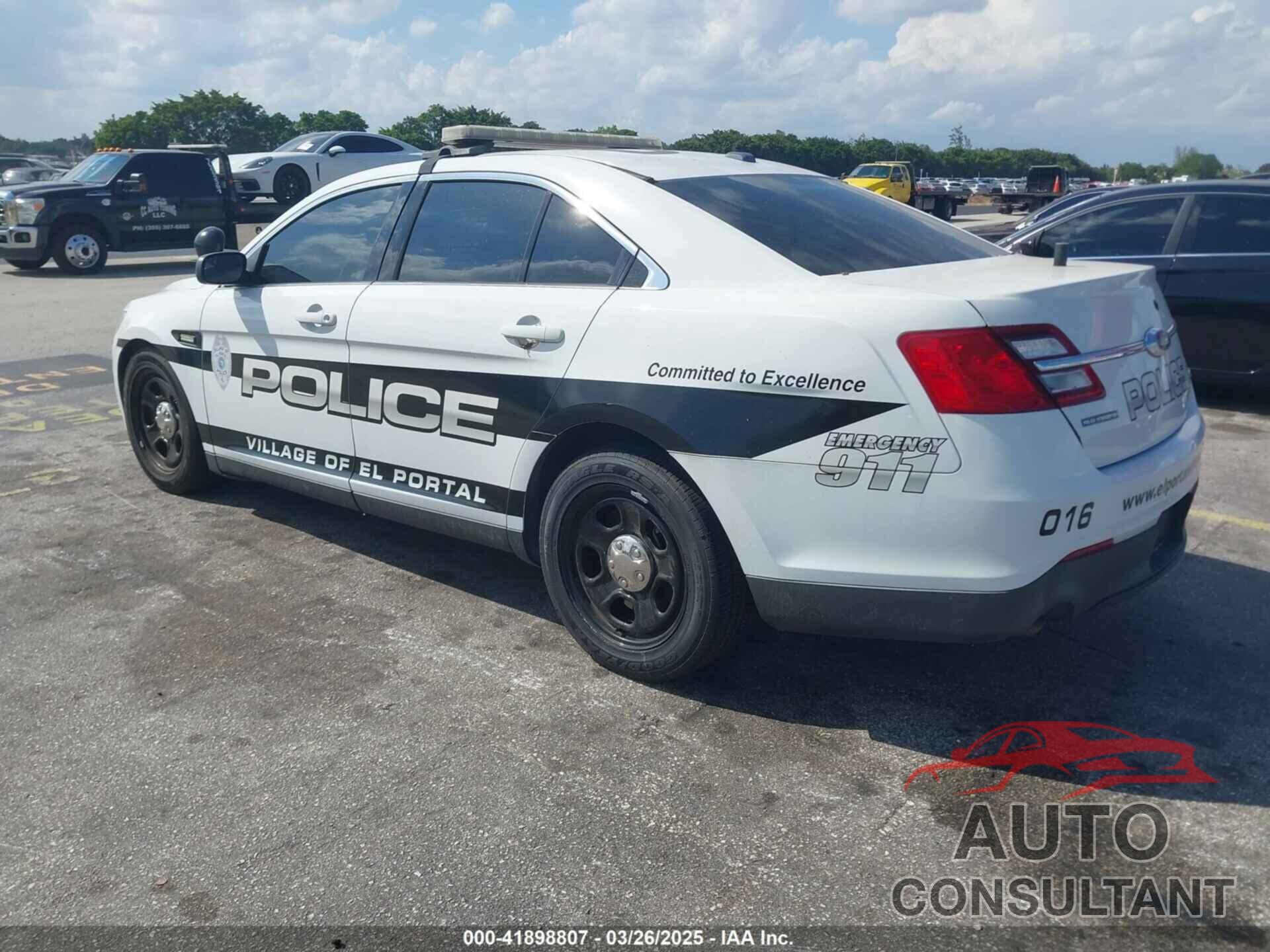 FORD POLICE INTERCEPTOR 2017 - 1FAHP2L87HG133682