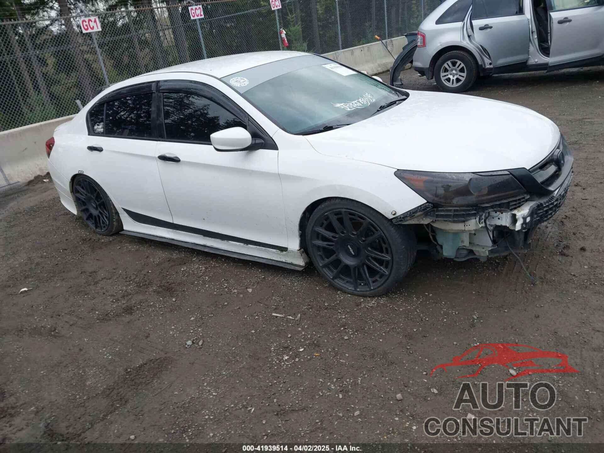 HONDA ACCORD 2015 - 1HGCR2F37FA123931