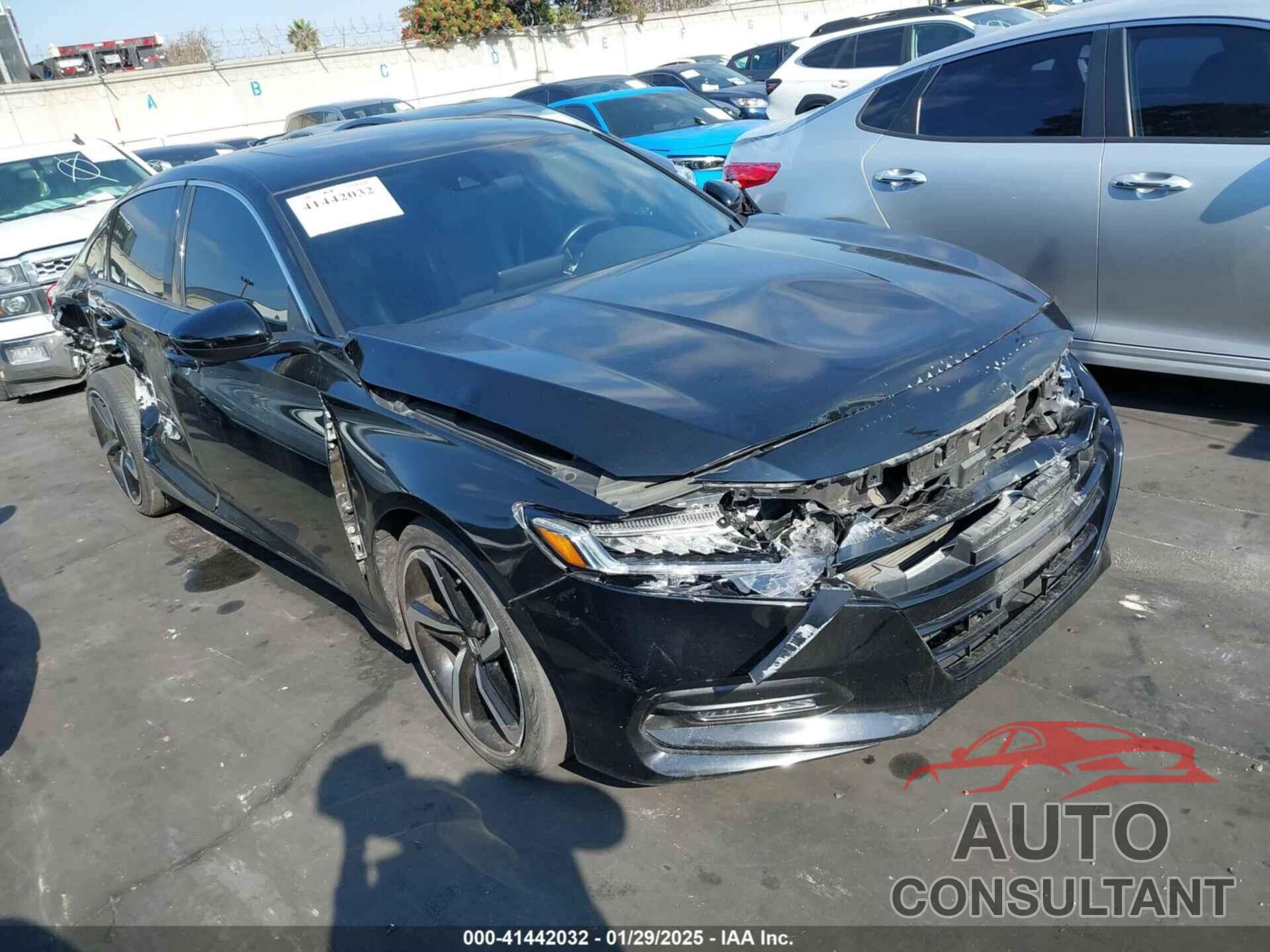 HONDA ACCORD 2018 - 1HGCV2F36JA010766