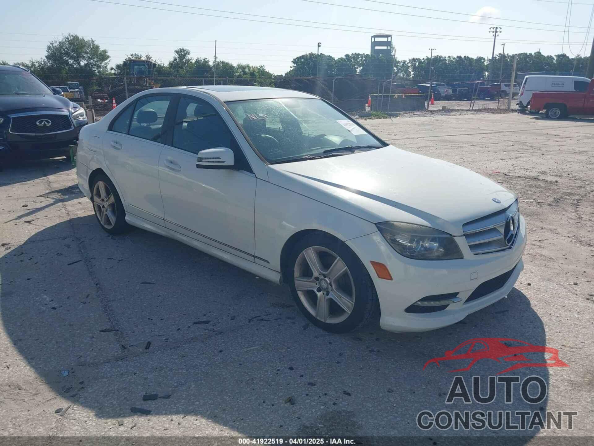 MERCEDES-BENZ C 300 2011 - WDDGF5EB6BR160053