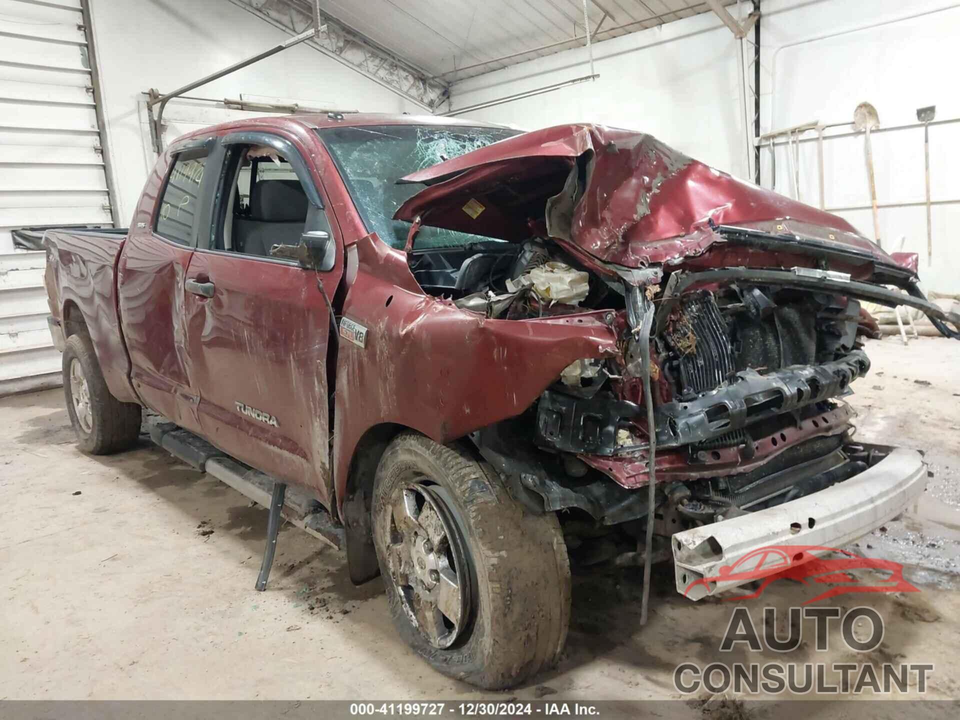 TOYOTA TUNDRA 2010 - 5TFUY5F16AX102483