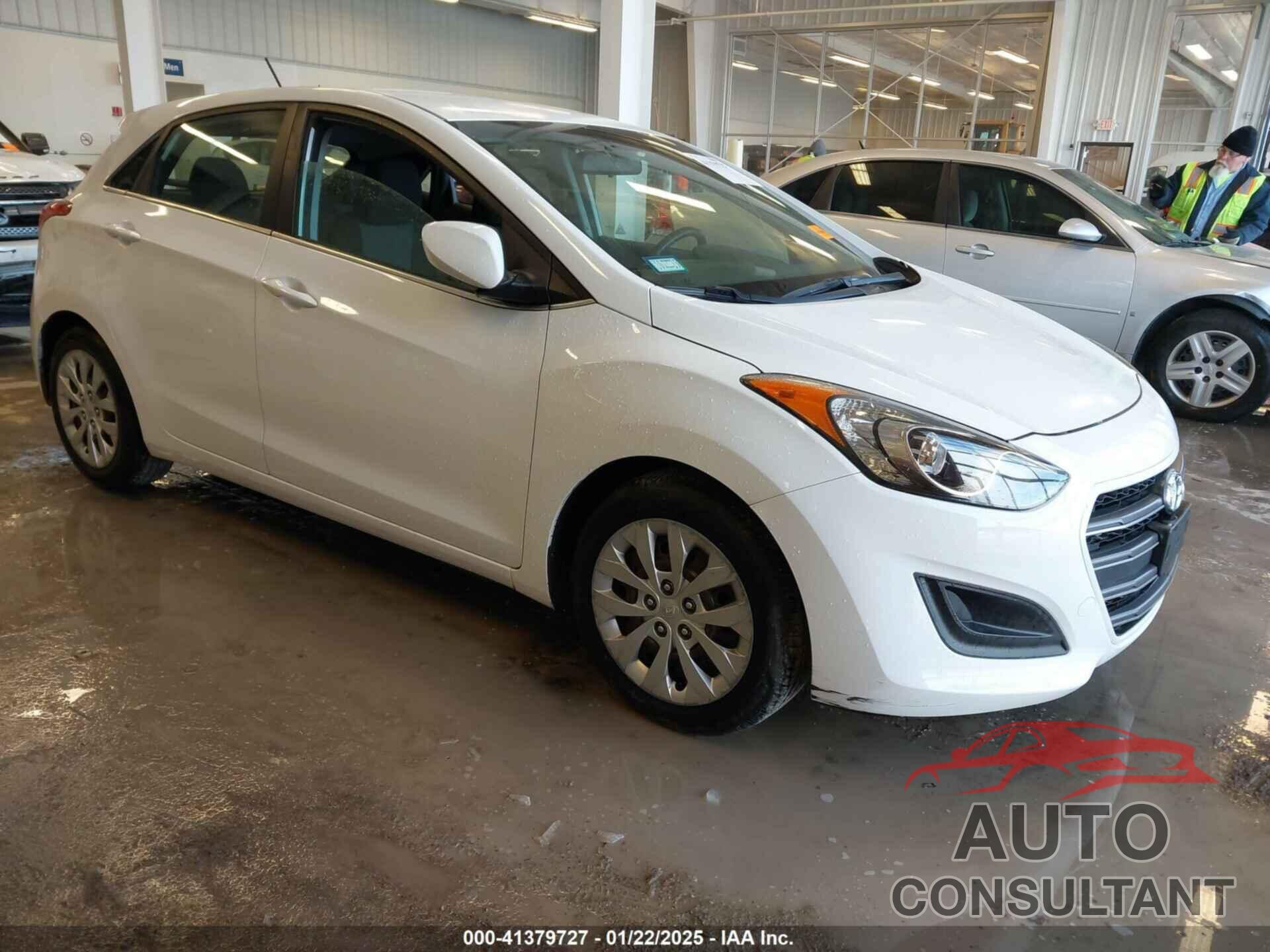HYUNDAI ELANTRA GT 2017 - KMHD35LH4HU349878