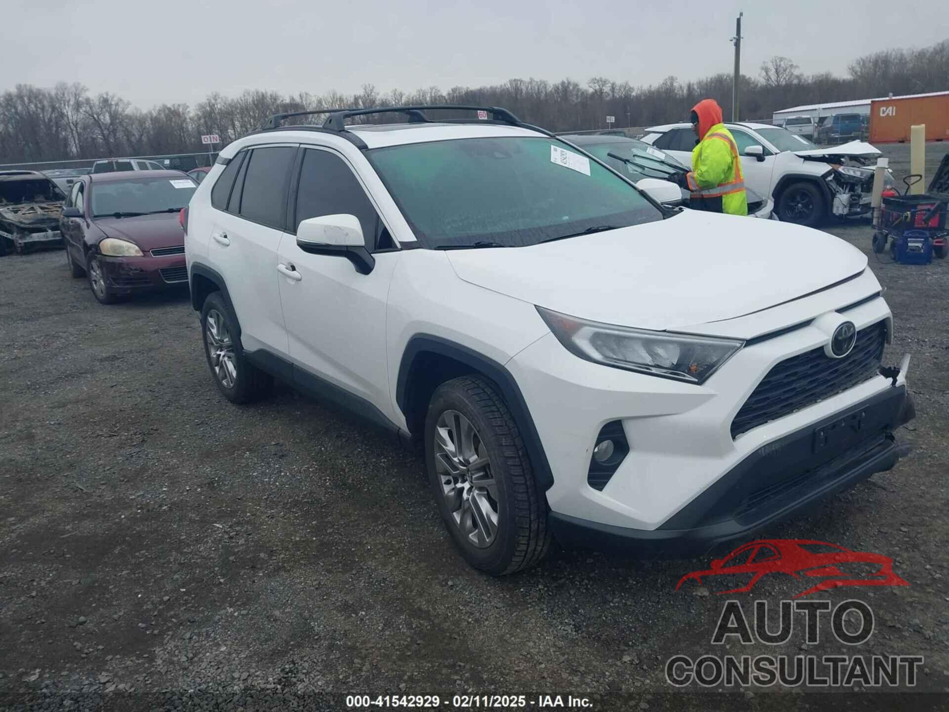 TOYOTA RAV4 2020 - 2T3A1RFV9LC125413