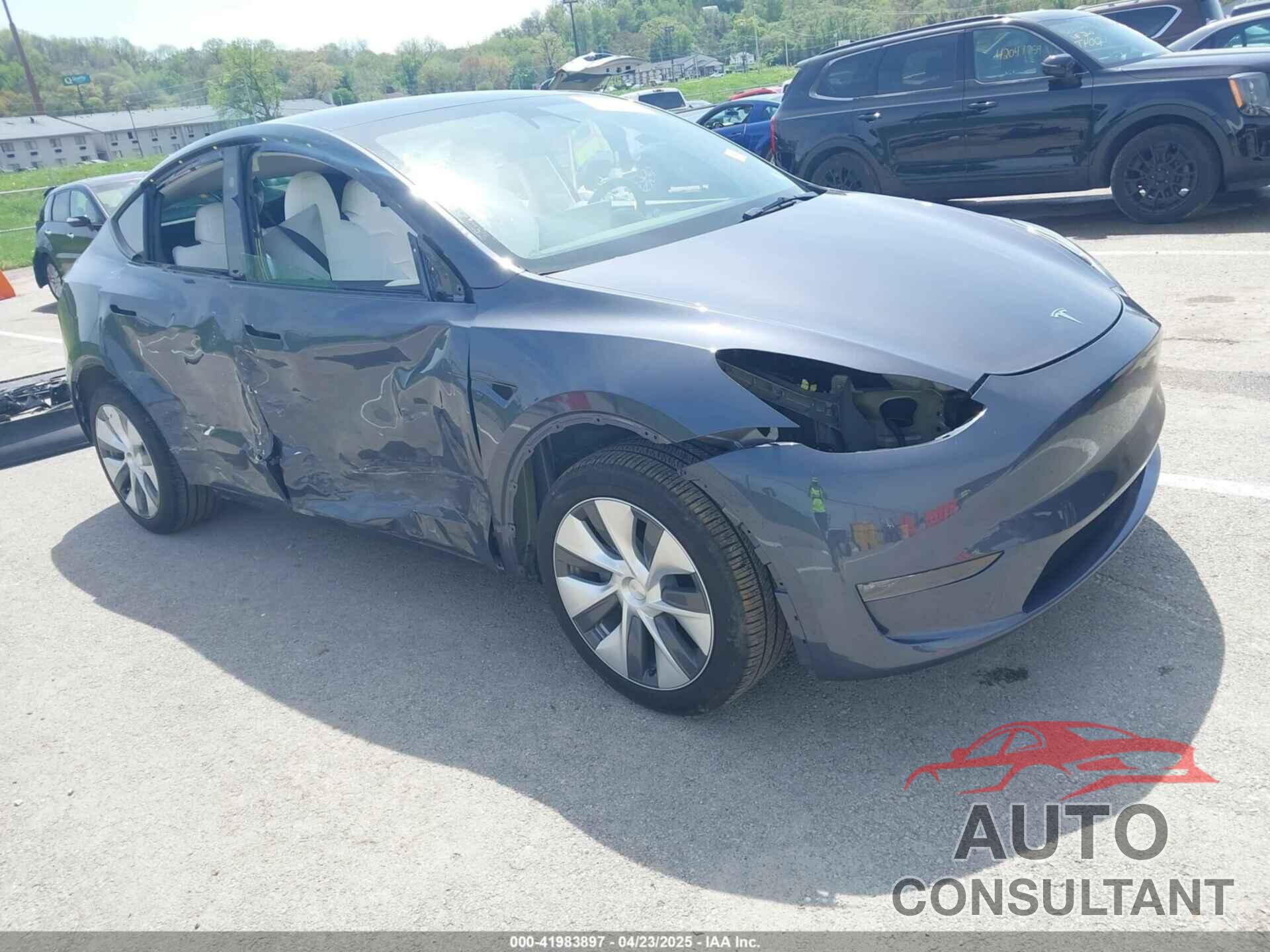 TESLA MODEL Y 2023 - 7SAYGDEE1PA158661