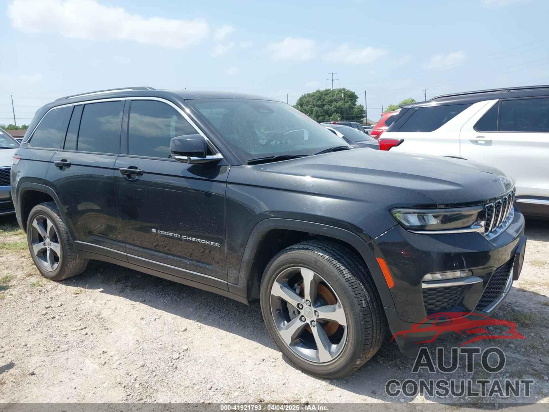 JEEP GRAND CHEROKEE 2023 - 1C4RJHBG7PC529001