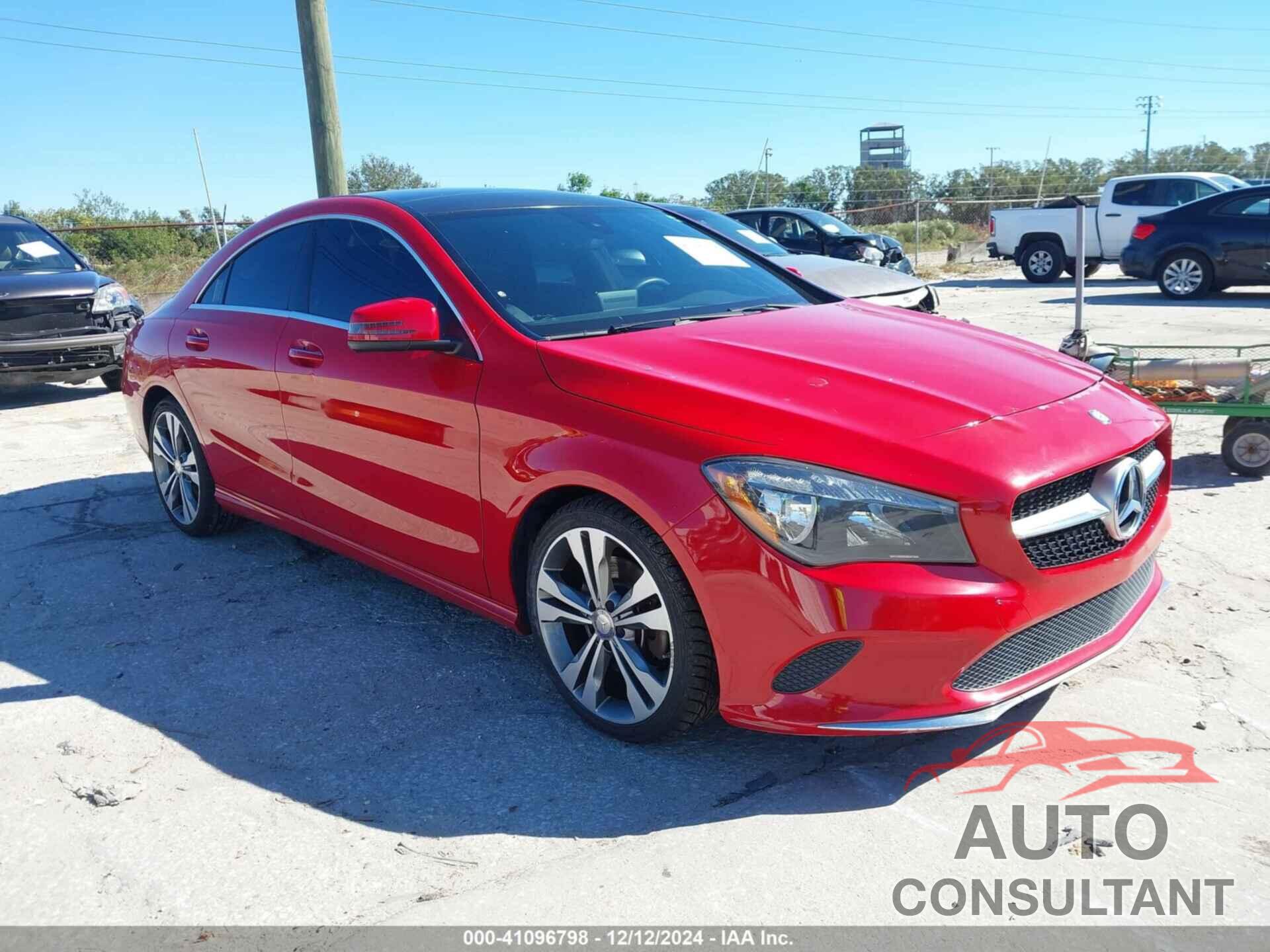 MERCEDES-BENZ CLA 250 2017 - WDDSJ4EB6HN400575