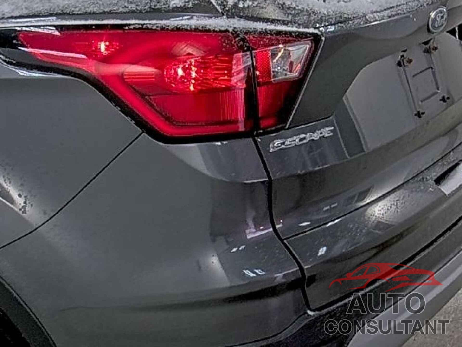 FORD ESCAPE 2019 - 1FMCU9HD9KUA72609