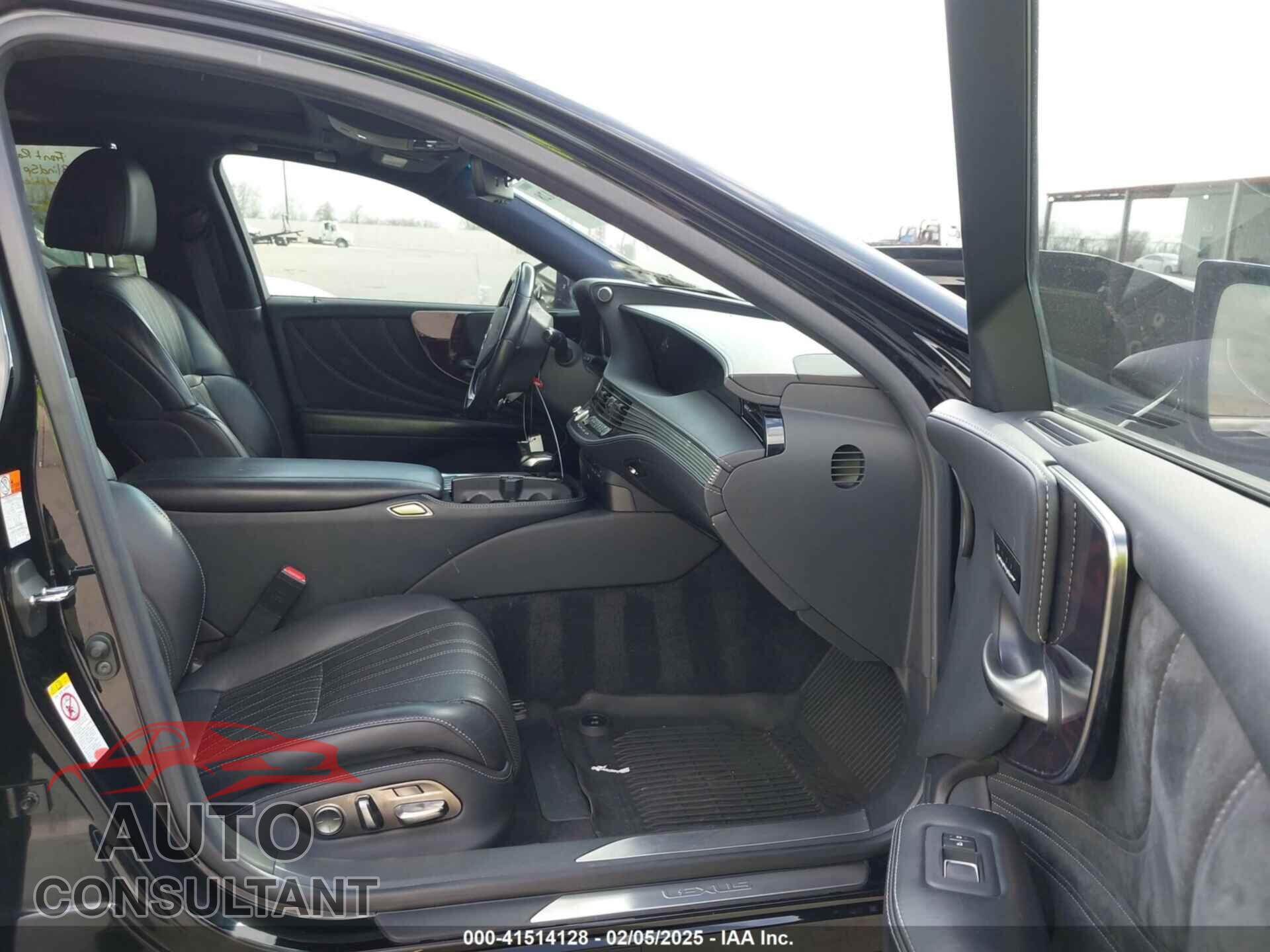 LEXUS LS 500 2018 - JTHB5LFF4J5006006