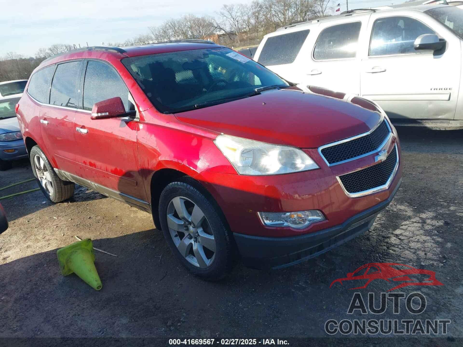 CHEVROLET TRAVERSE 2011 - 1GNKRGED6BJ104855