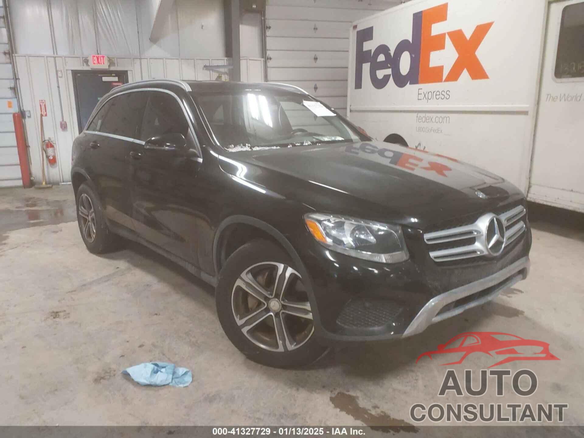MERCEDES-BENZ GLC 300 2016 - WDC0G4KB9GF033632