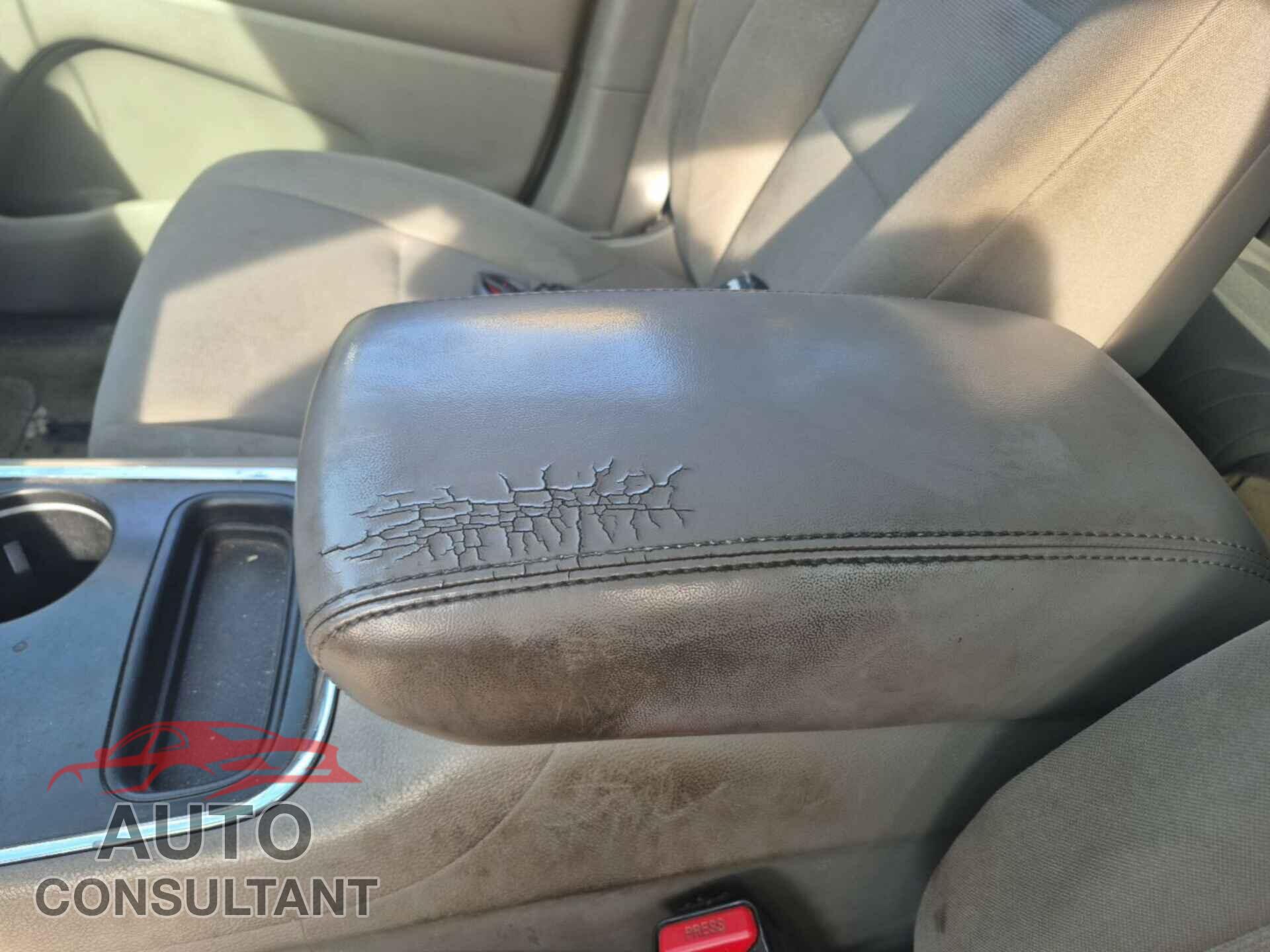DODGE DURANGO 2013 - 1C4RDJAGXDC671709