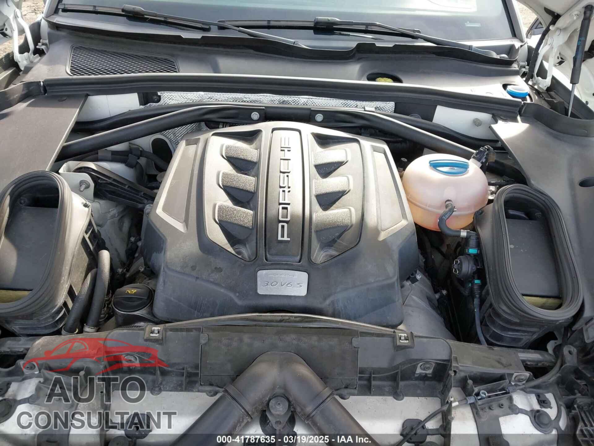 PORSCHE MACAN 2015 - WP1AB2A54FLB53197