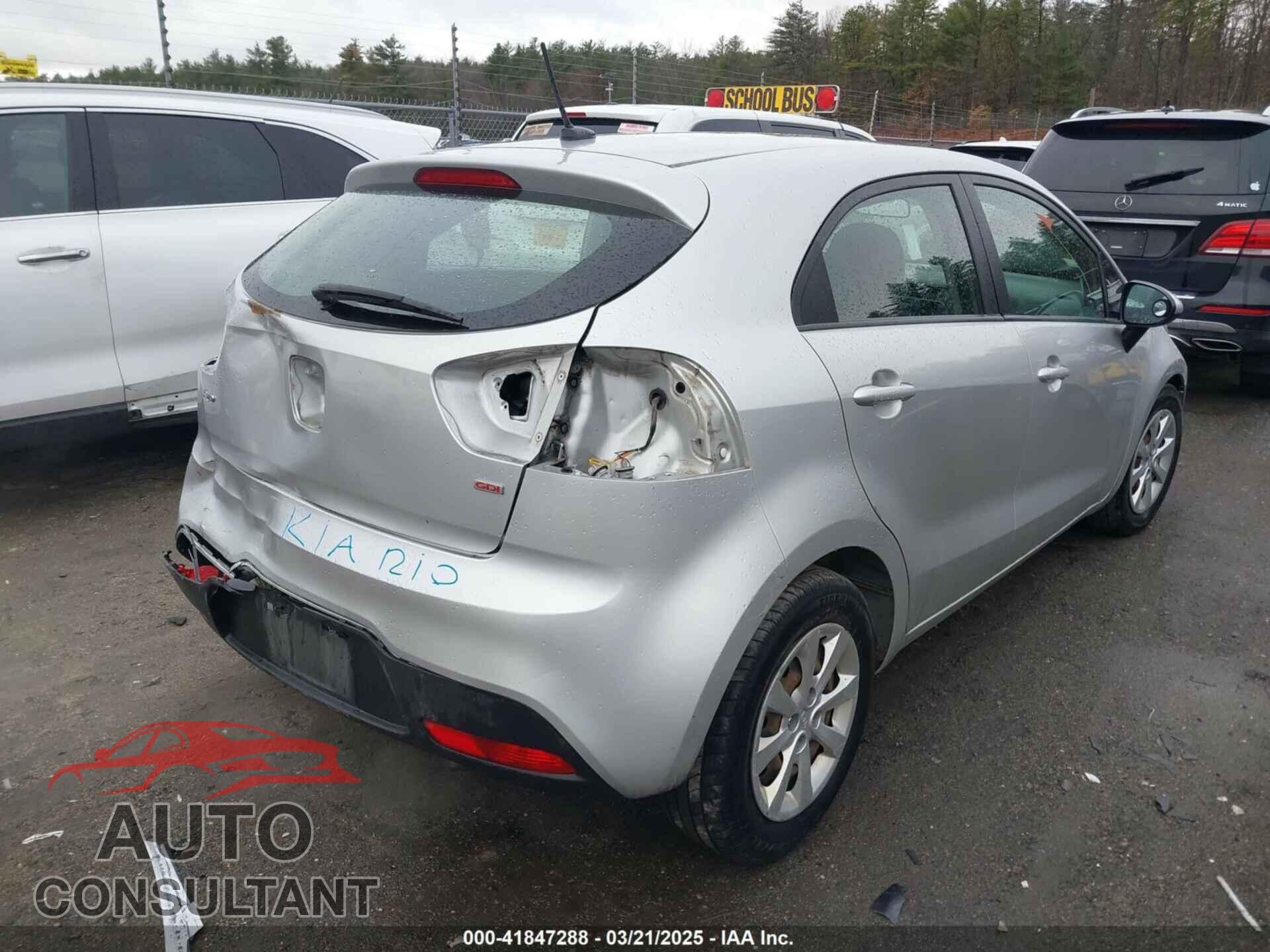 KIA RIO 2013 - KNADM5A35D6185724