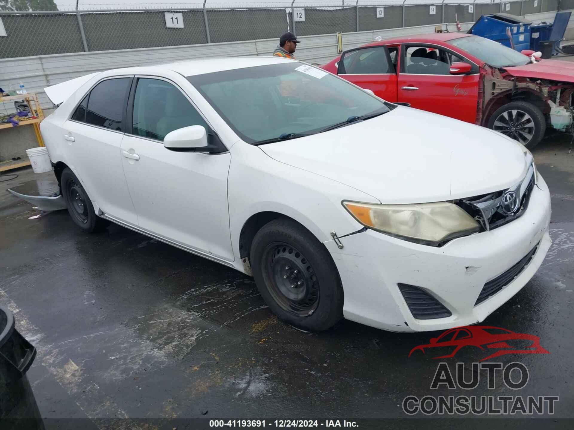 TOYOTA CAMRY 2014 - 4T4BF1FK6ER355679