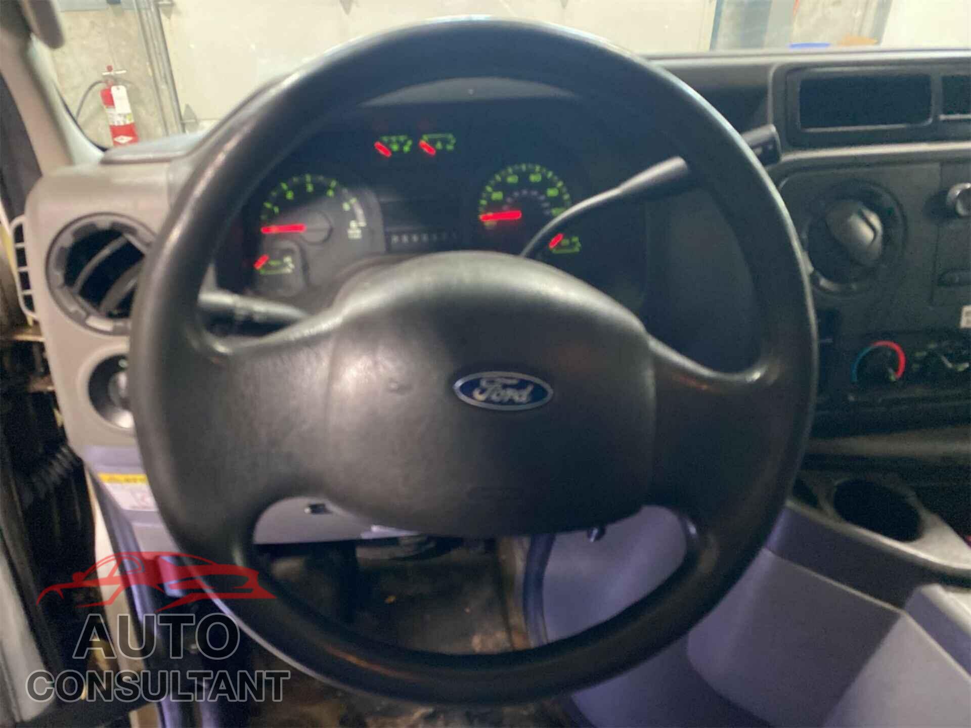 FORD ECONOLINE 2018 - 1FDXE4FS9JDC33316