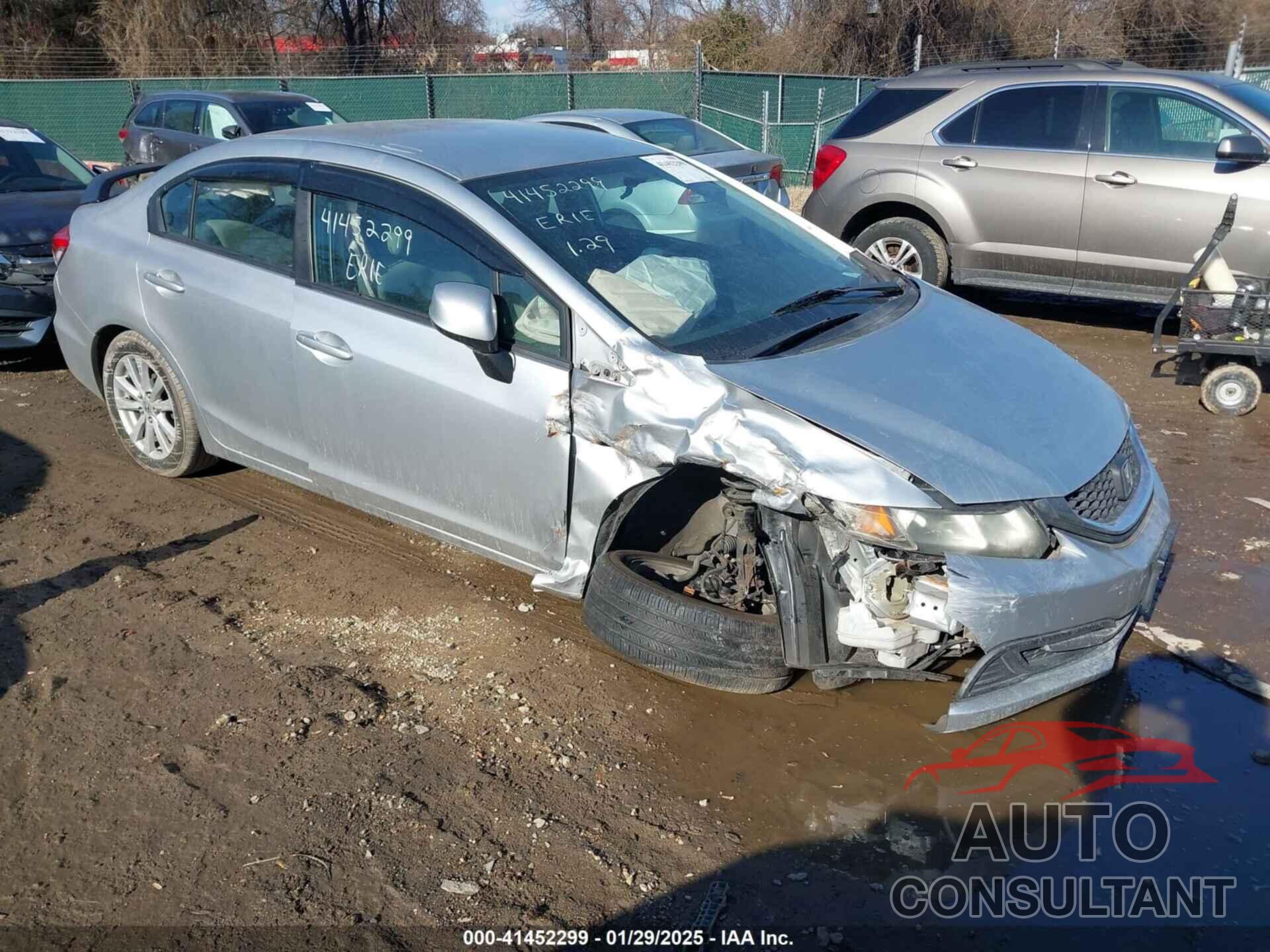HONDA CIVIC 2013 - 2HGFB2F58DH551136